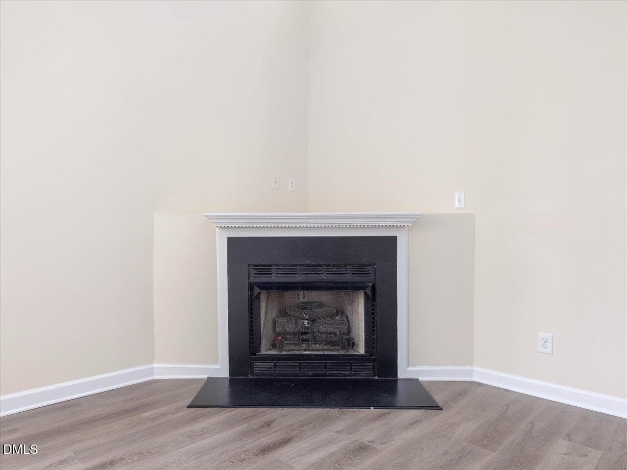 13-Living Room - 1928 Shadow Glen Drive, Raleigh, NC 27604