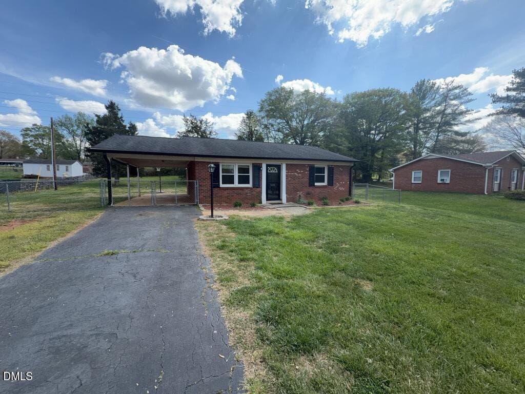 1604 Banbridge Road, Kernersville, NC 27284