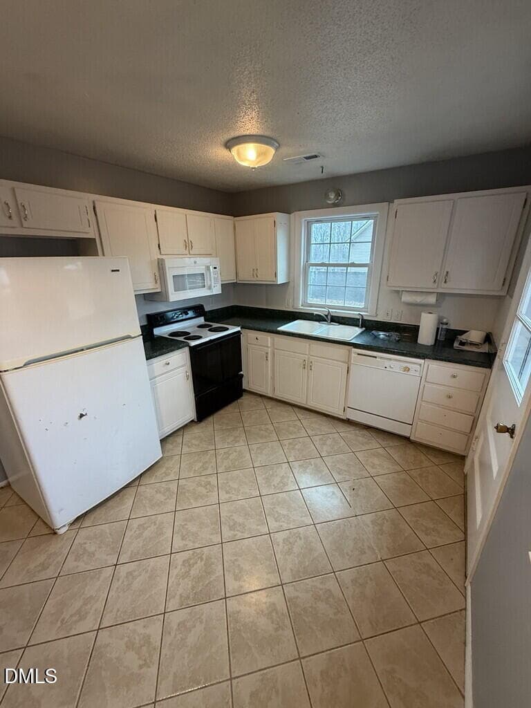 2025_12_18_15_22_19 - 2141 Stonehaven Road, Kernersville, NC 27284