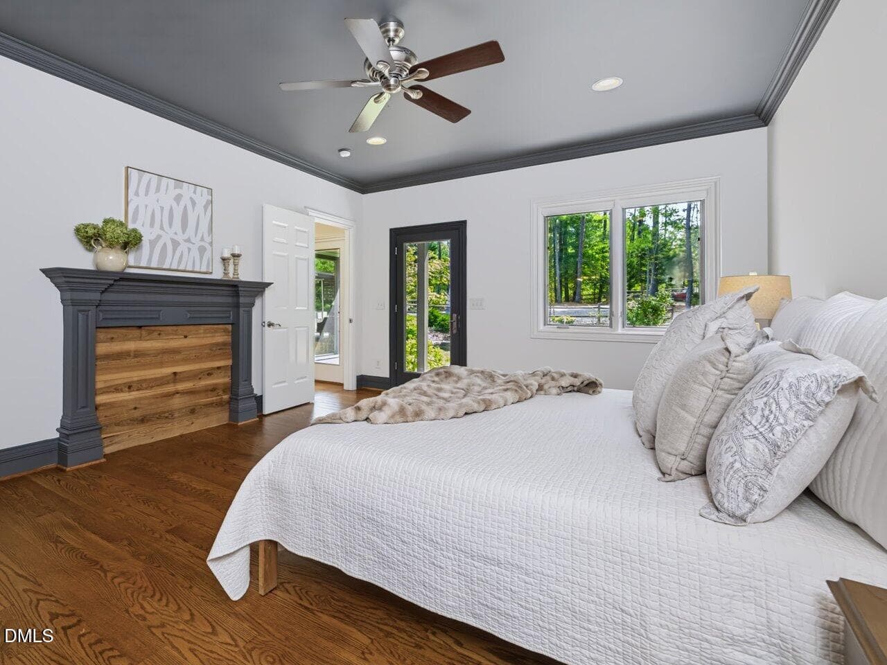 076-Primary Suite 1 - Main Floor - 1101 New Hope Church Road, Apex, NC 27523