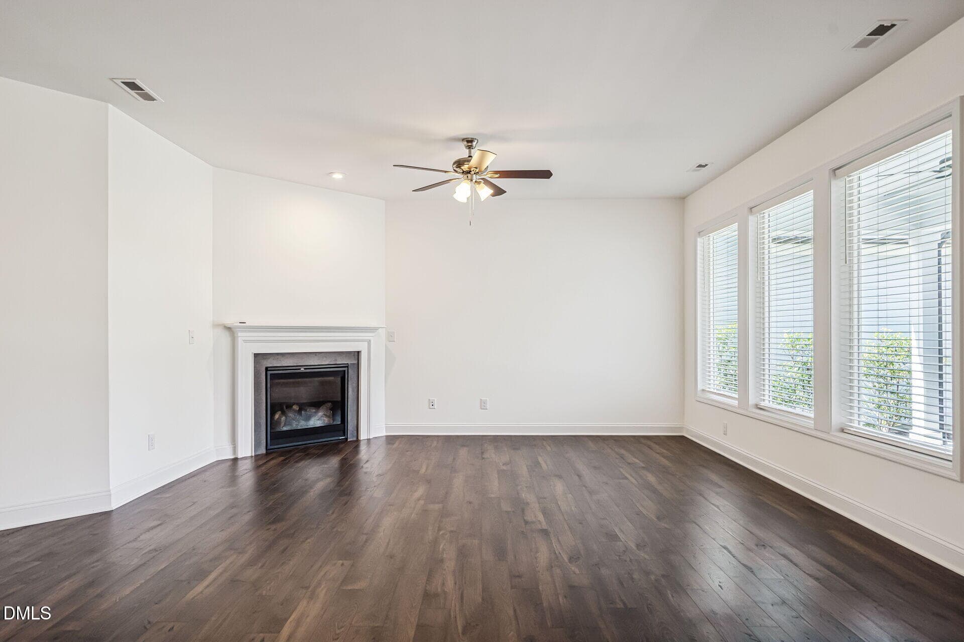 006-1920x1080-living-room - 736 Still Willow Lane, Wendell, NC 27591