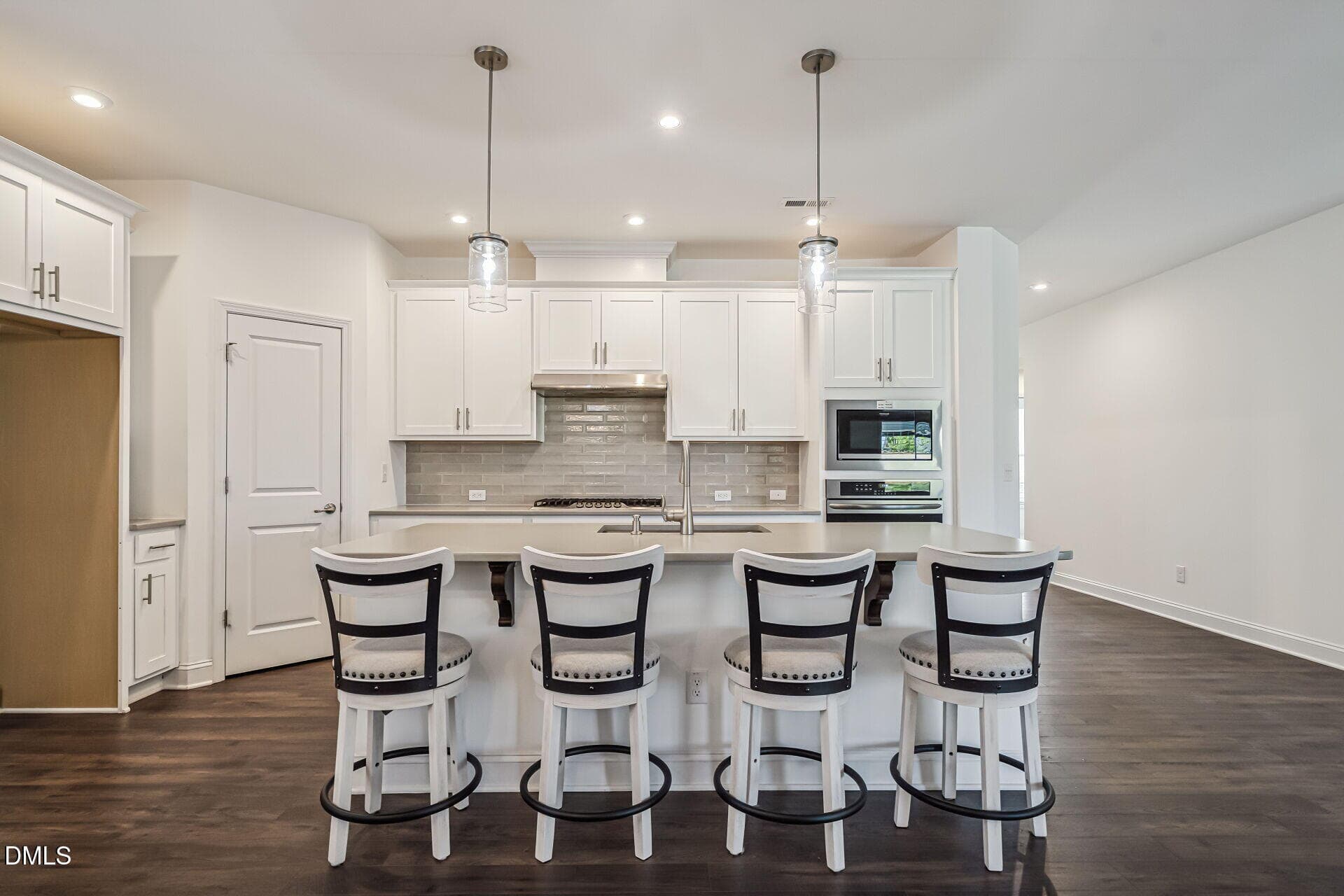 013-1920x1080-kitchen - 736 Still Willow Lane, Wendell, NC 27591