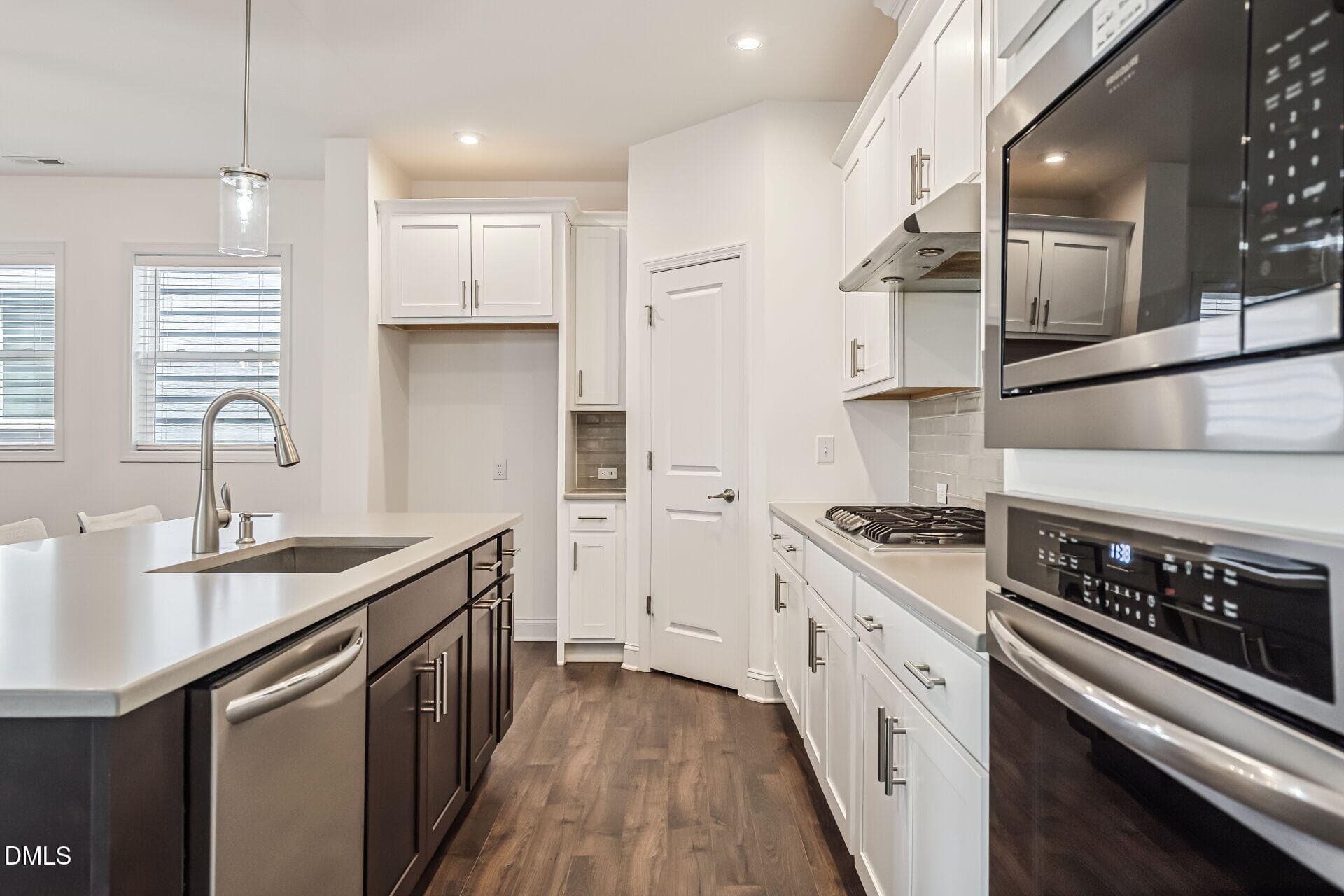 015-1920x1080-kitchen - 736 Still Willow Lane, Wendell, NC 27591