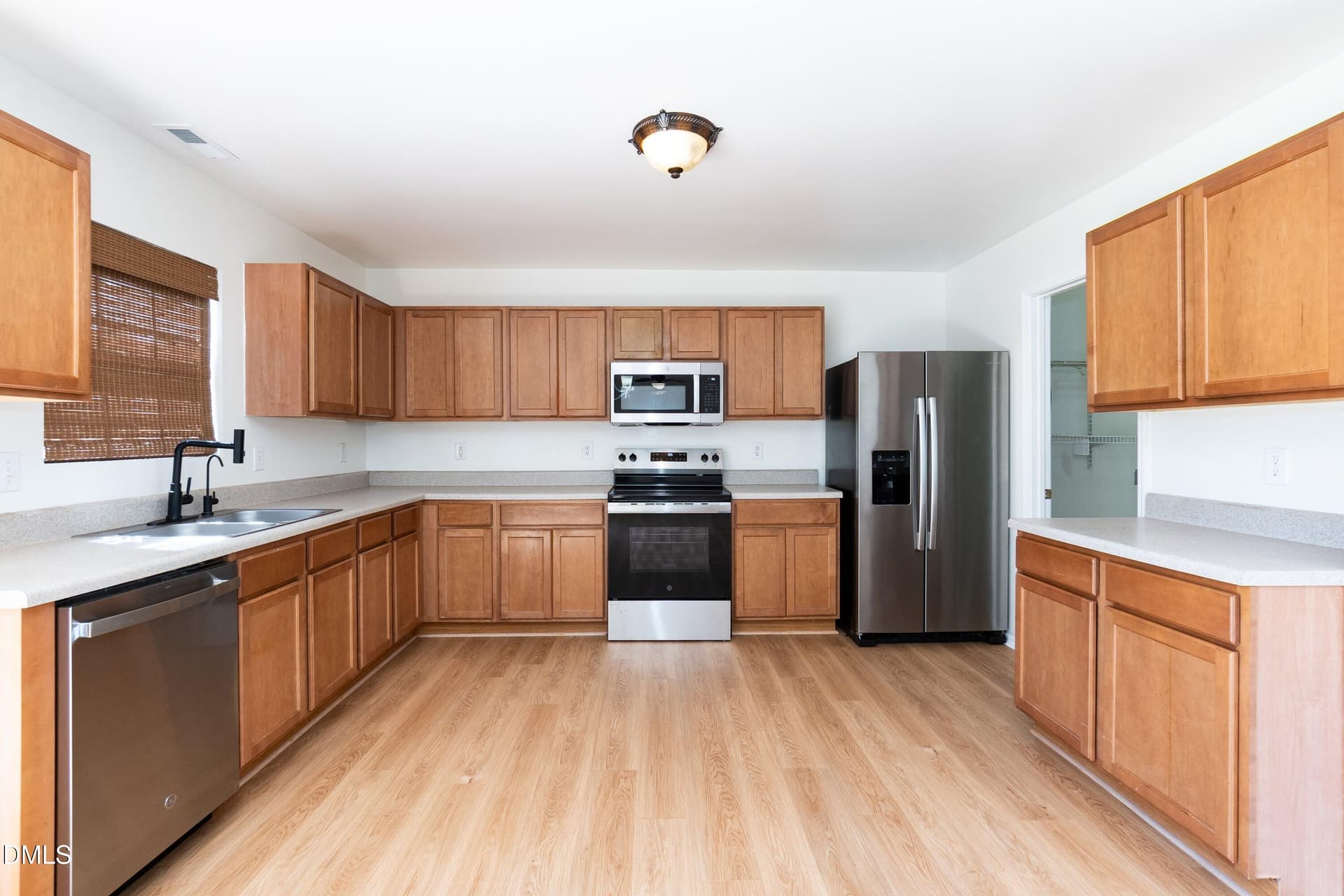 Kitchen 02 - 1017 Breeze Lane, Clayton, NC 27520