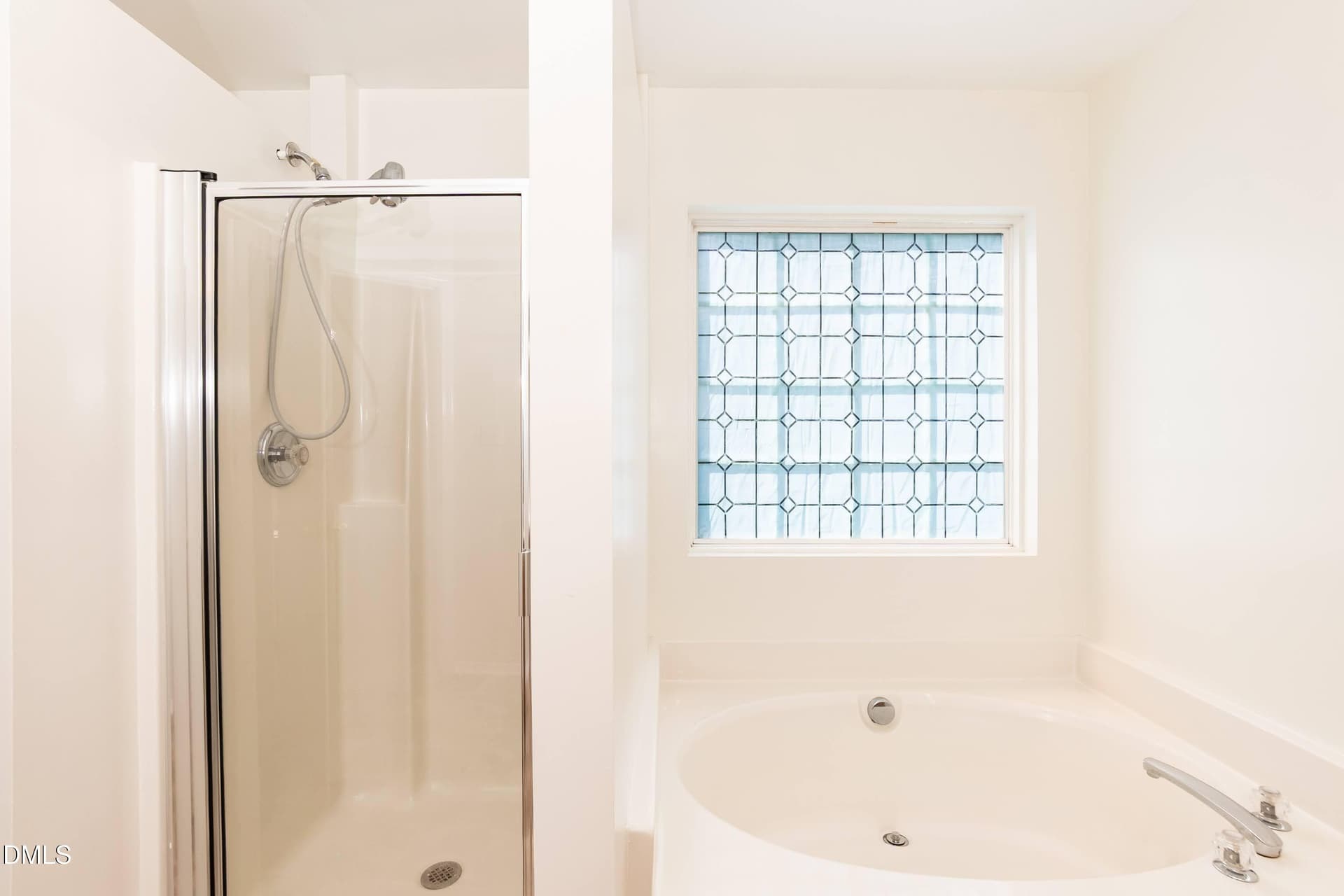 Primary Bath 02 - 1017 Breeze Lane, Clayton, NC 27520