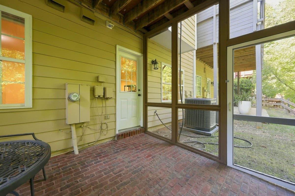 18-web-or-mls-IMG_0020_edit.jpg - 7204 Summit Waters Lane, Raleigh, NC 27613