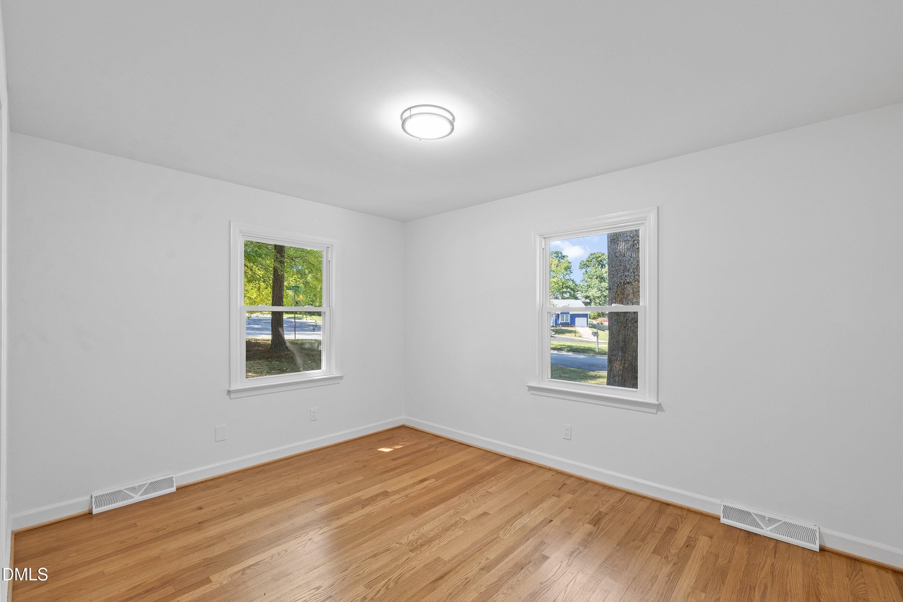 30-112 Dickens Dr_3437 - 112 Dickens Drive, Raleigh, NC 27610