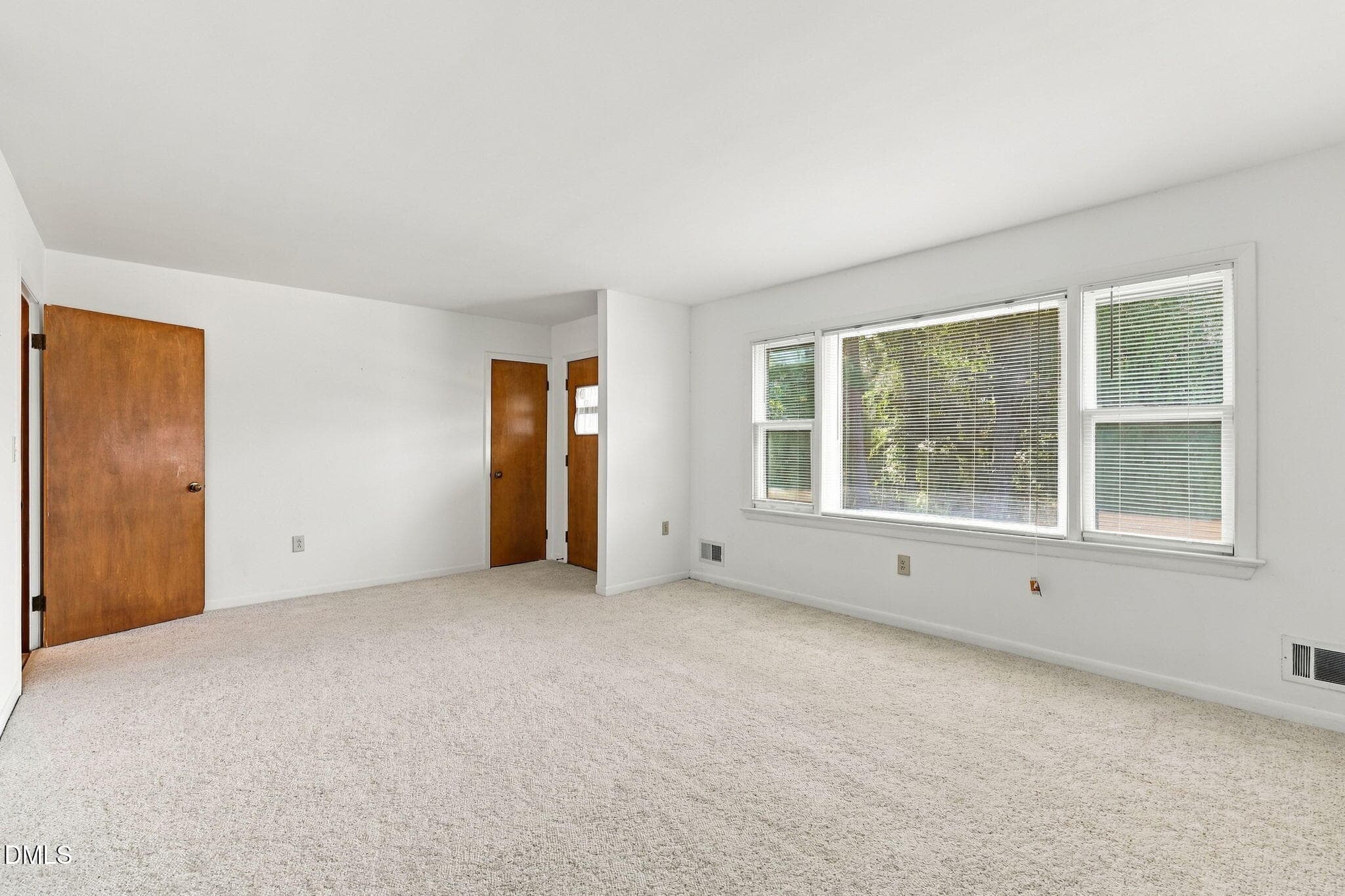 15-web-or-mls-IMG_8189 - 4121 Jane Lane, Raleigh, NC 27604