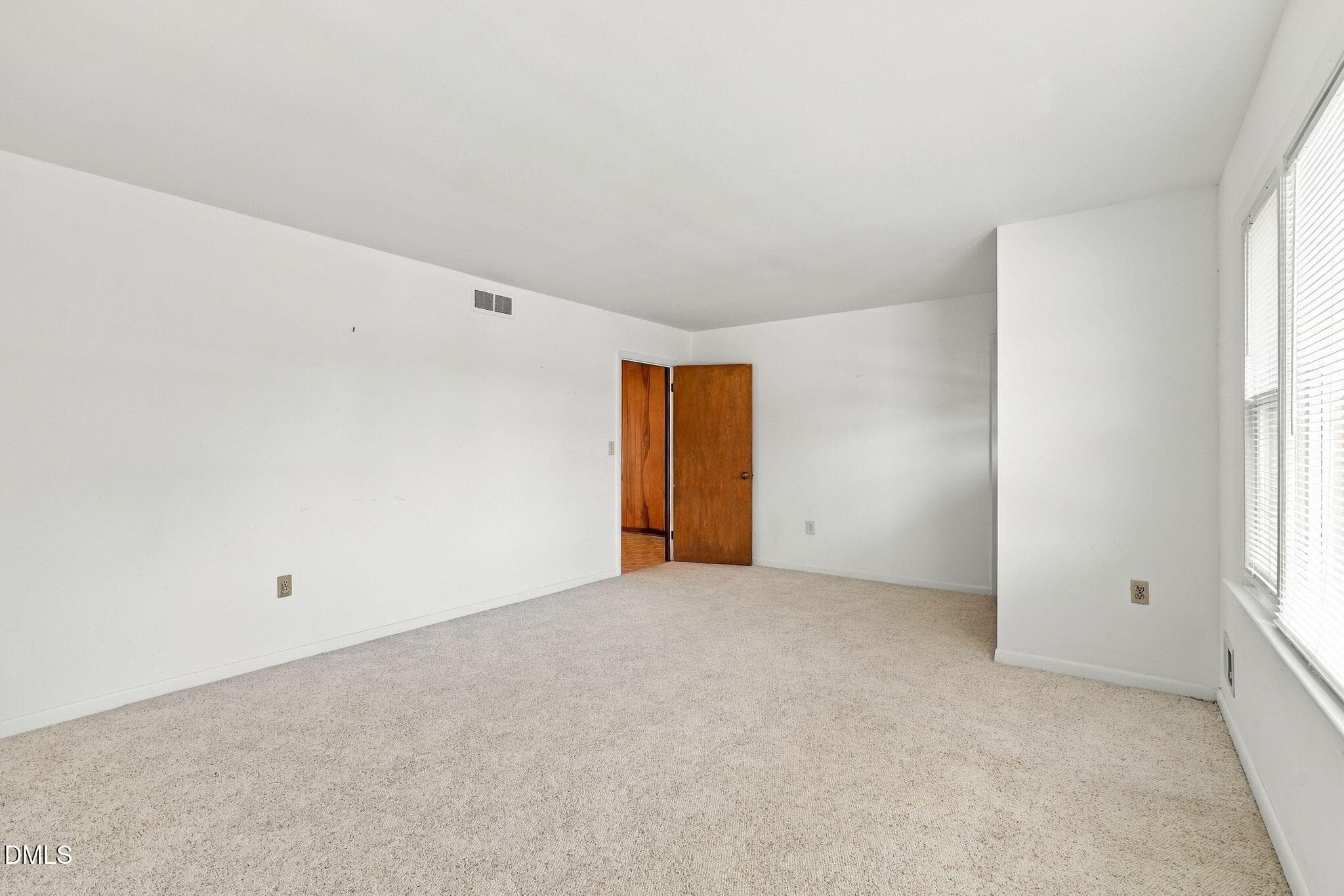 16-web-or-mls-IMG_8192 - 4121 Jane Lane, Raleigh, NC 27604