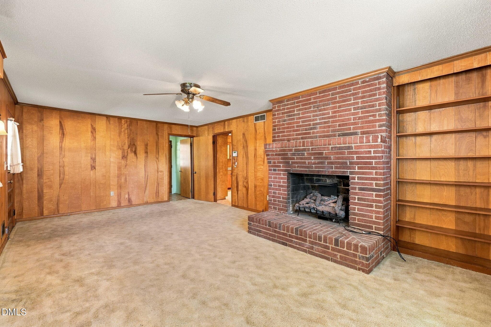 18-web-or-mls-IMG_8204 - 4121 Jane Lane, Raleigh, NC 27604
