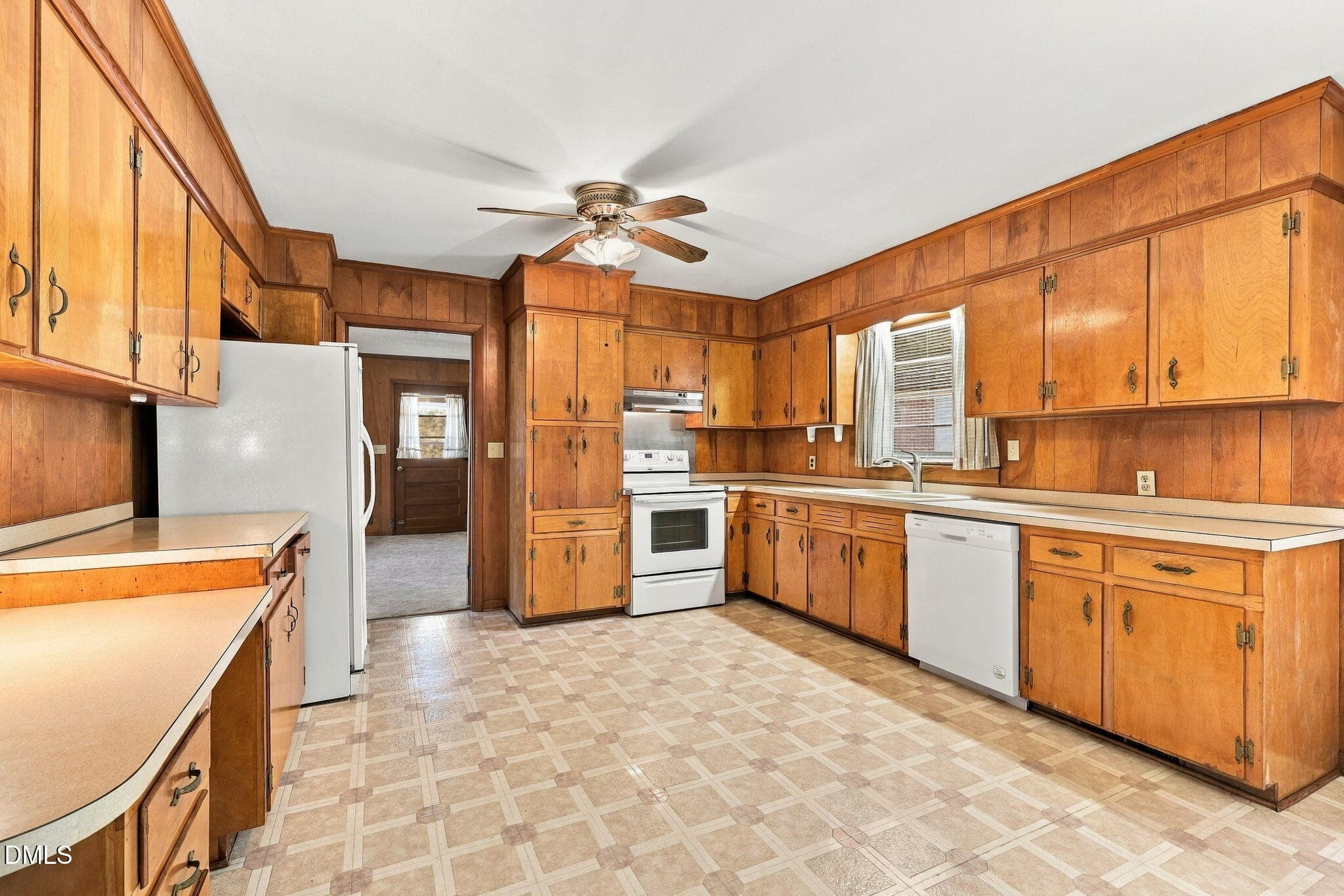 22-web-or-mls-IMG_8216 - 4121 Jane Lane, Raleigh, NC 27604