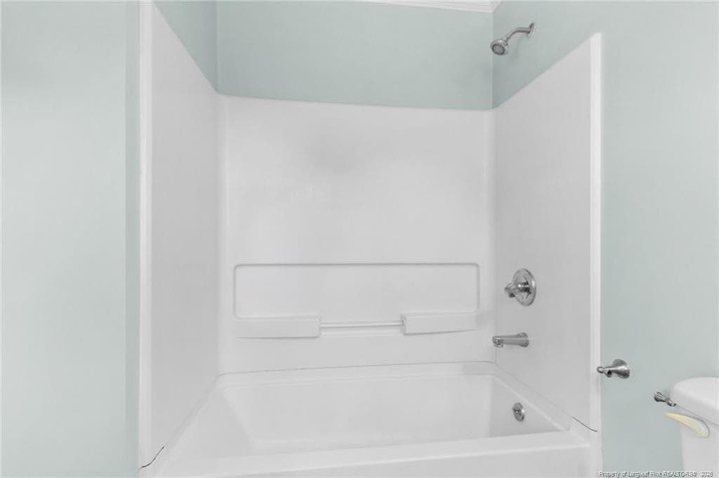 Primary Shower Tub Combo - 2972 Peacock Street, Hope Mills, NC 28348