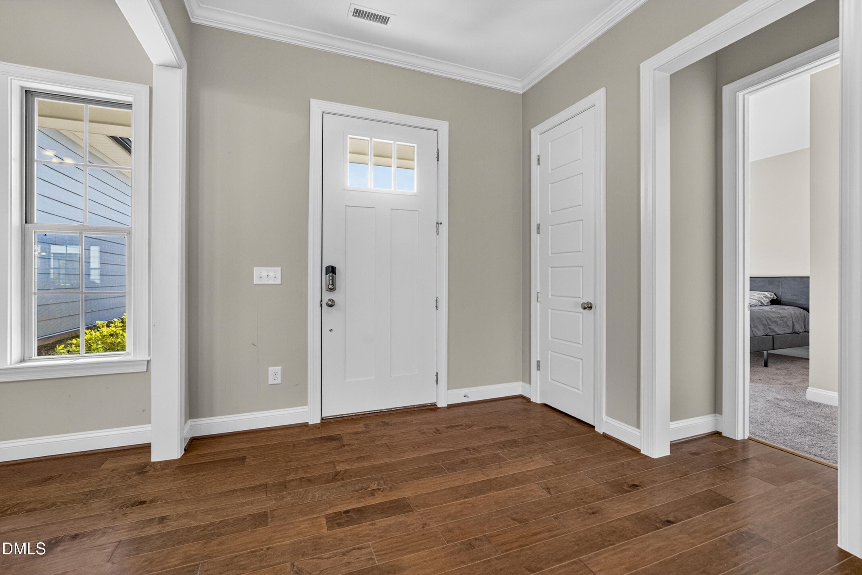 Entry foyer - 1016 Ashcliff Lane, Durham, NC 27703
