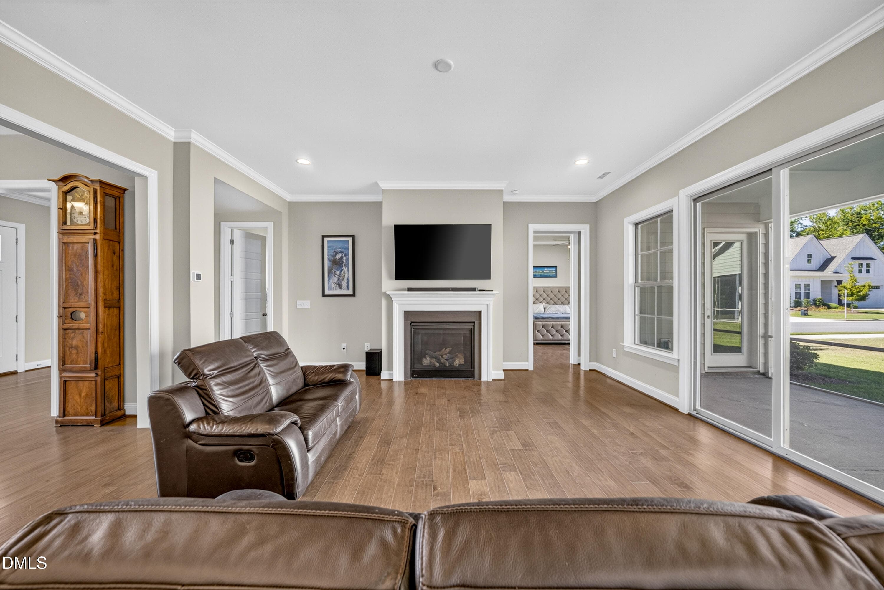 Living toward screened patio - 1016 Ashcliff Lane, Durham, NC 27703
