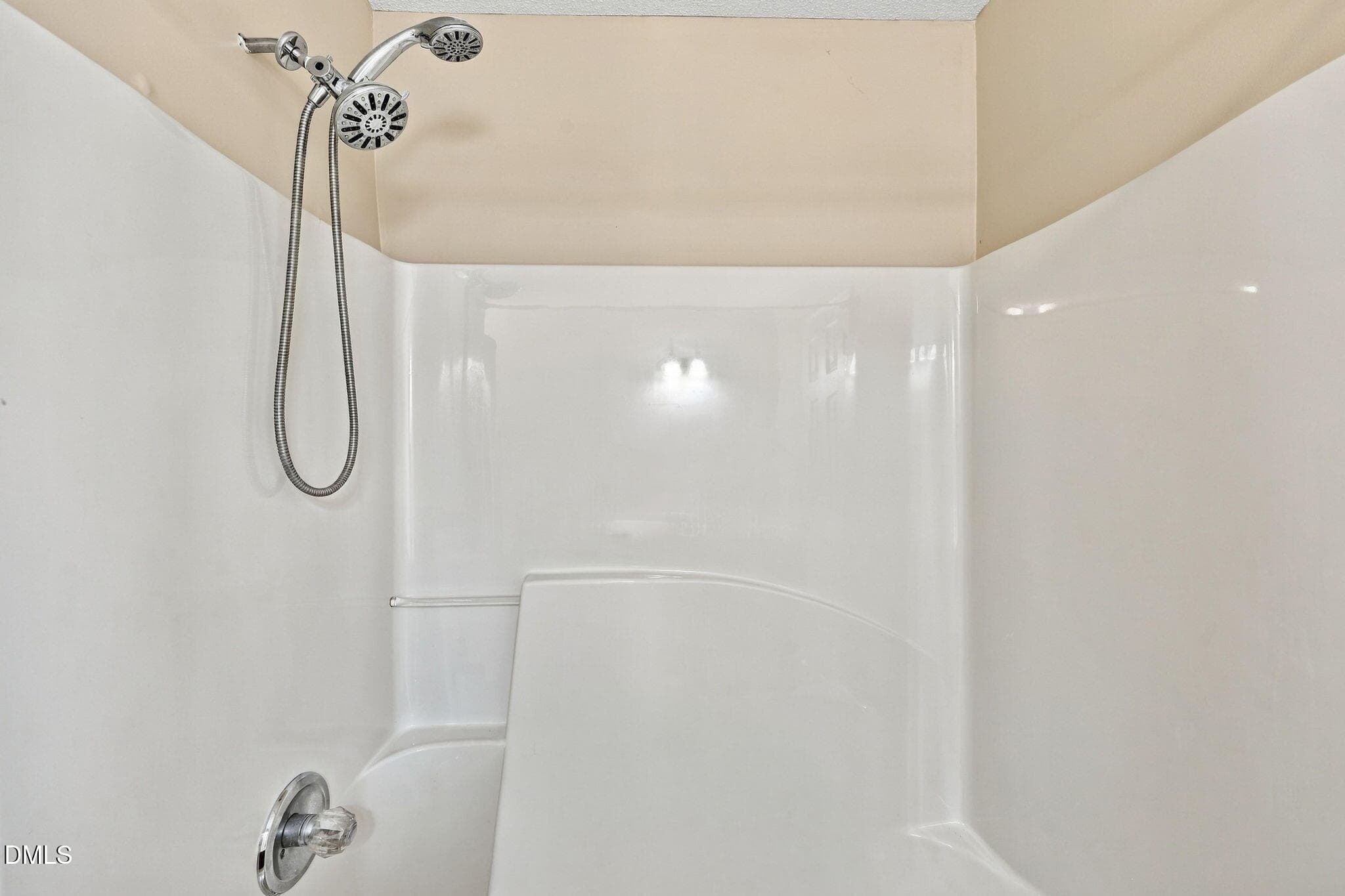 Hall Bathroom (2) - 574 Fleming Road, Youngsville, NC 27596, Youngsville