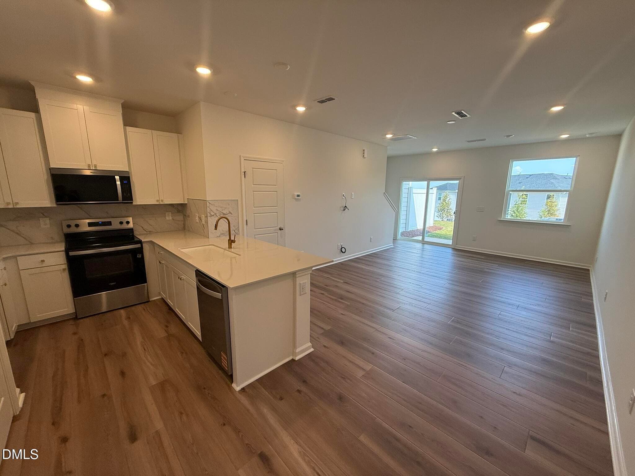 IMG_7255 - 2035 Oakdale Drive, Durham, NC 27703