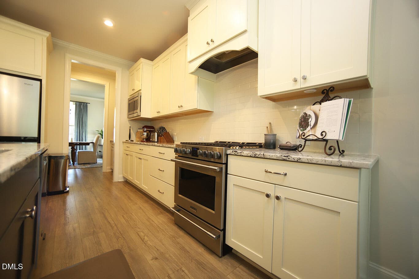 2317Glade Mill Ct n - 2317 Glade Mill Court, Fuquay Varina, NC 27526