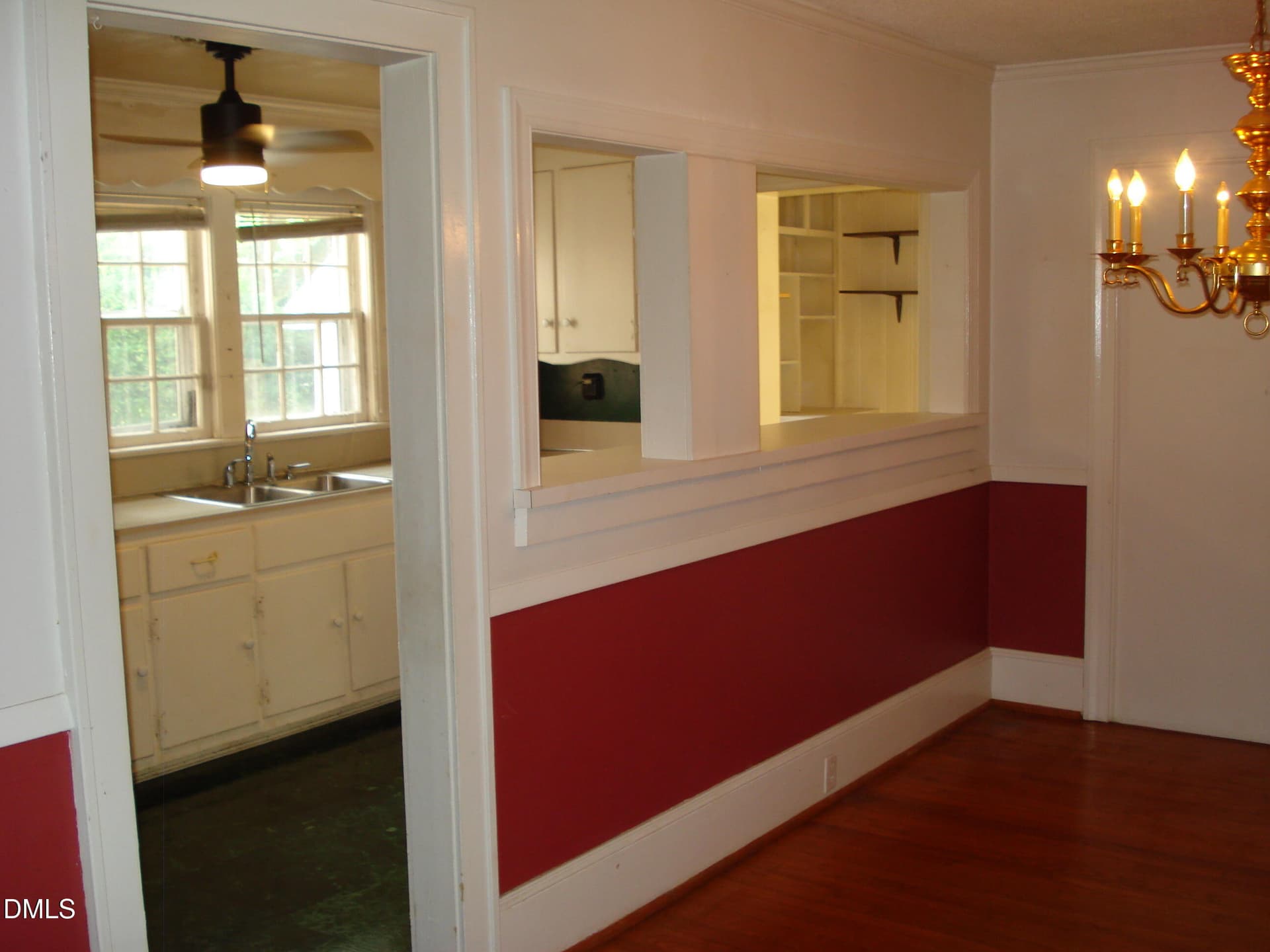 DSC00017 - 700 N Raiford Street, Selma, NC 27576