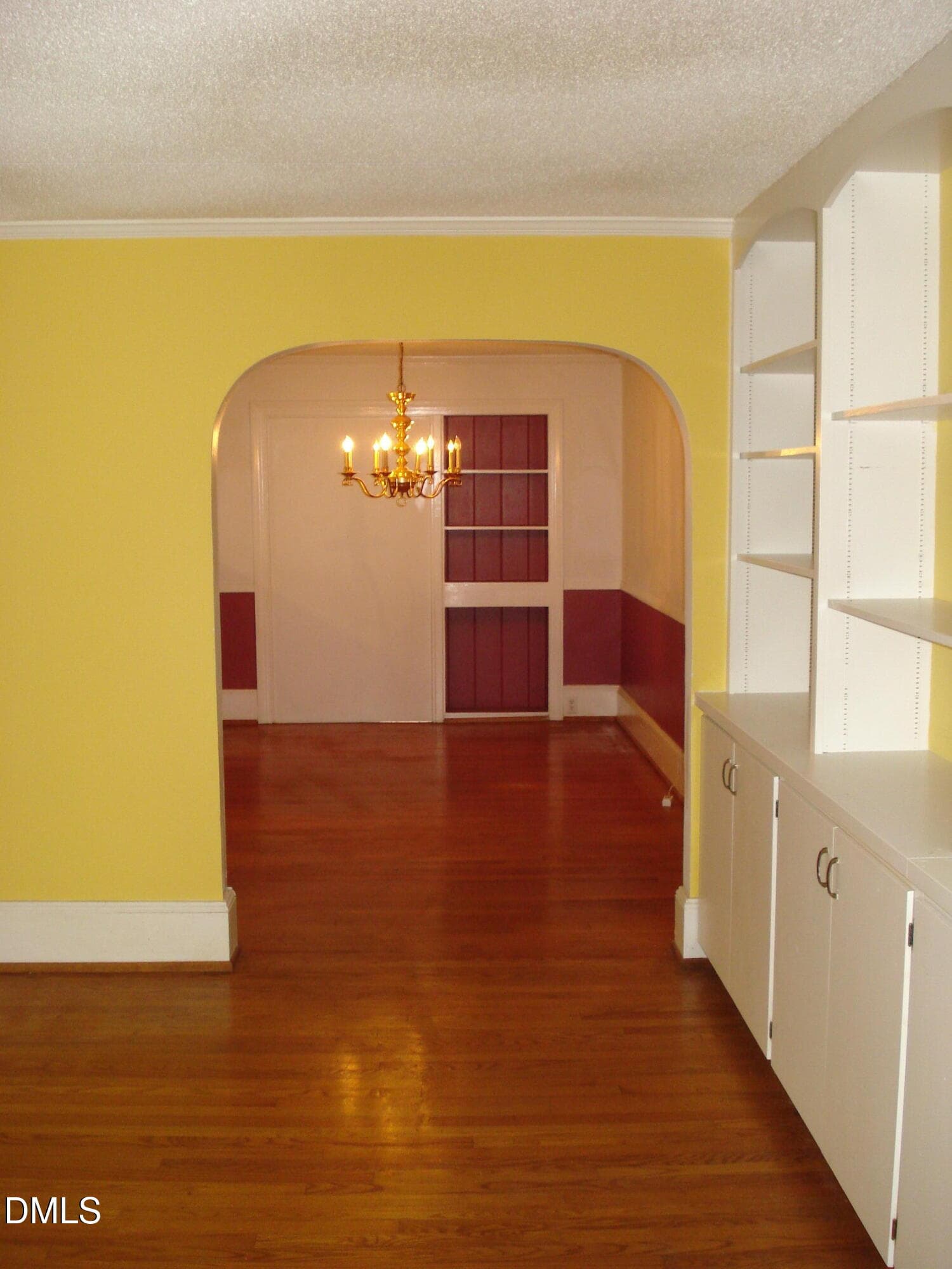 DSC00014 - 700 N Raiford Street, Selma, NC 27576