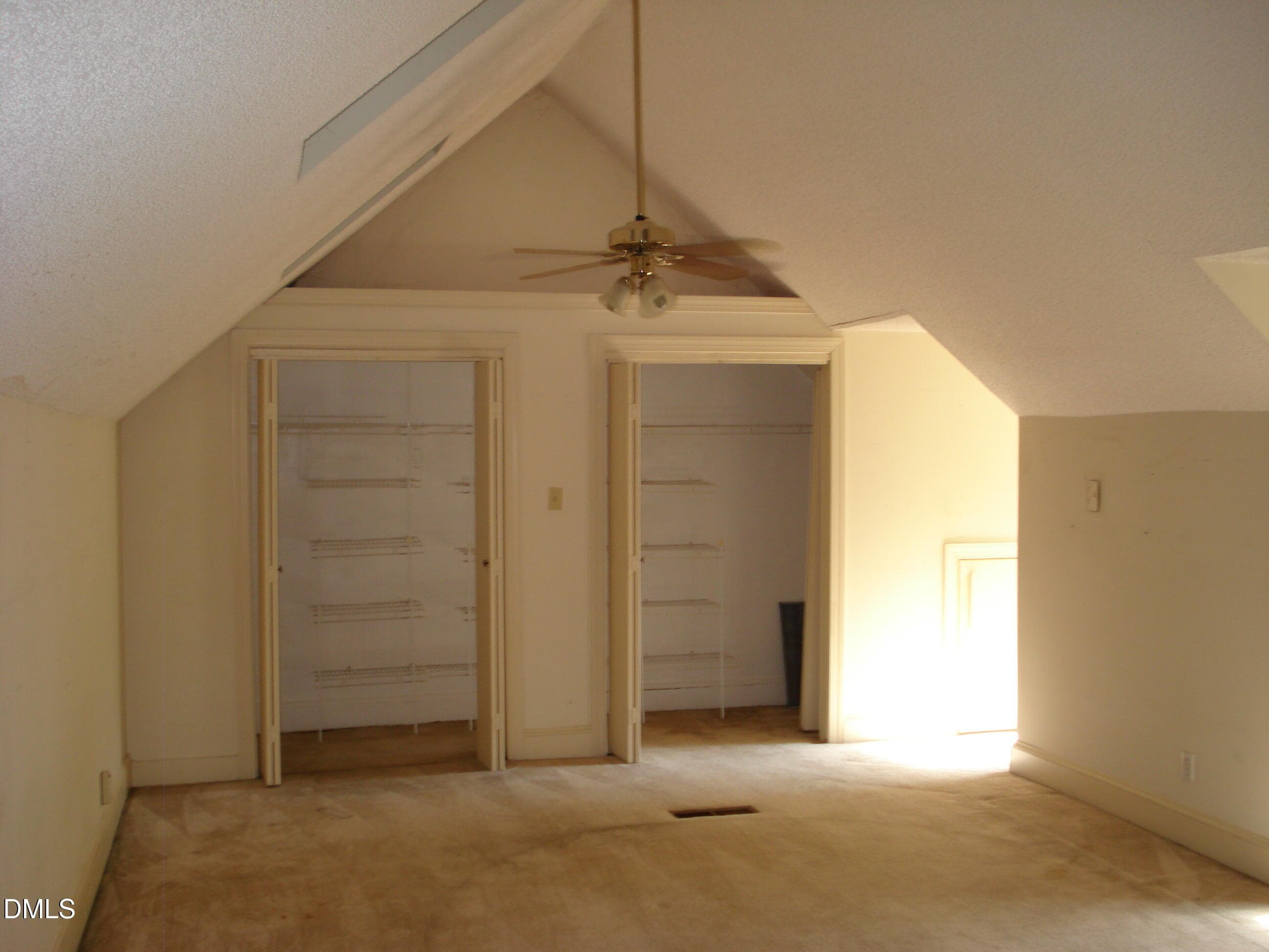 DSC00038 - 700 N Raiford Street, Selma, NC 27576