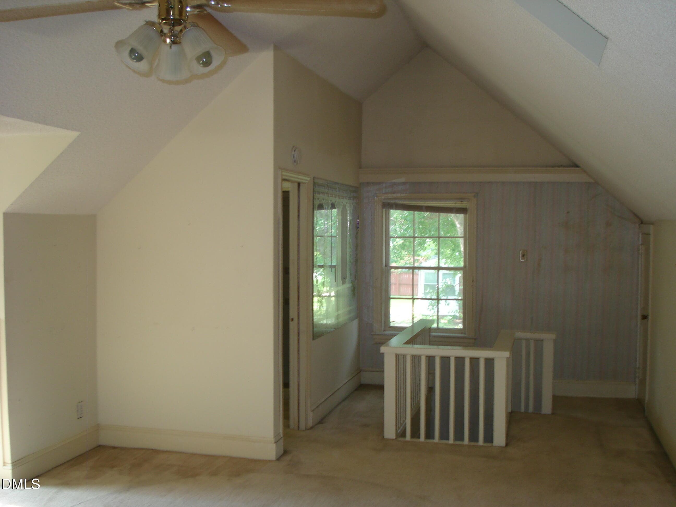 DSC00046 - 700 N Raiford Street, Selma, NC 27576