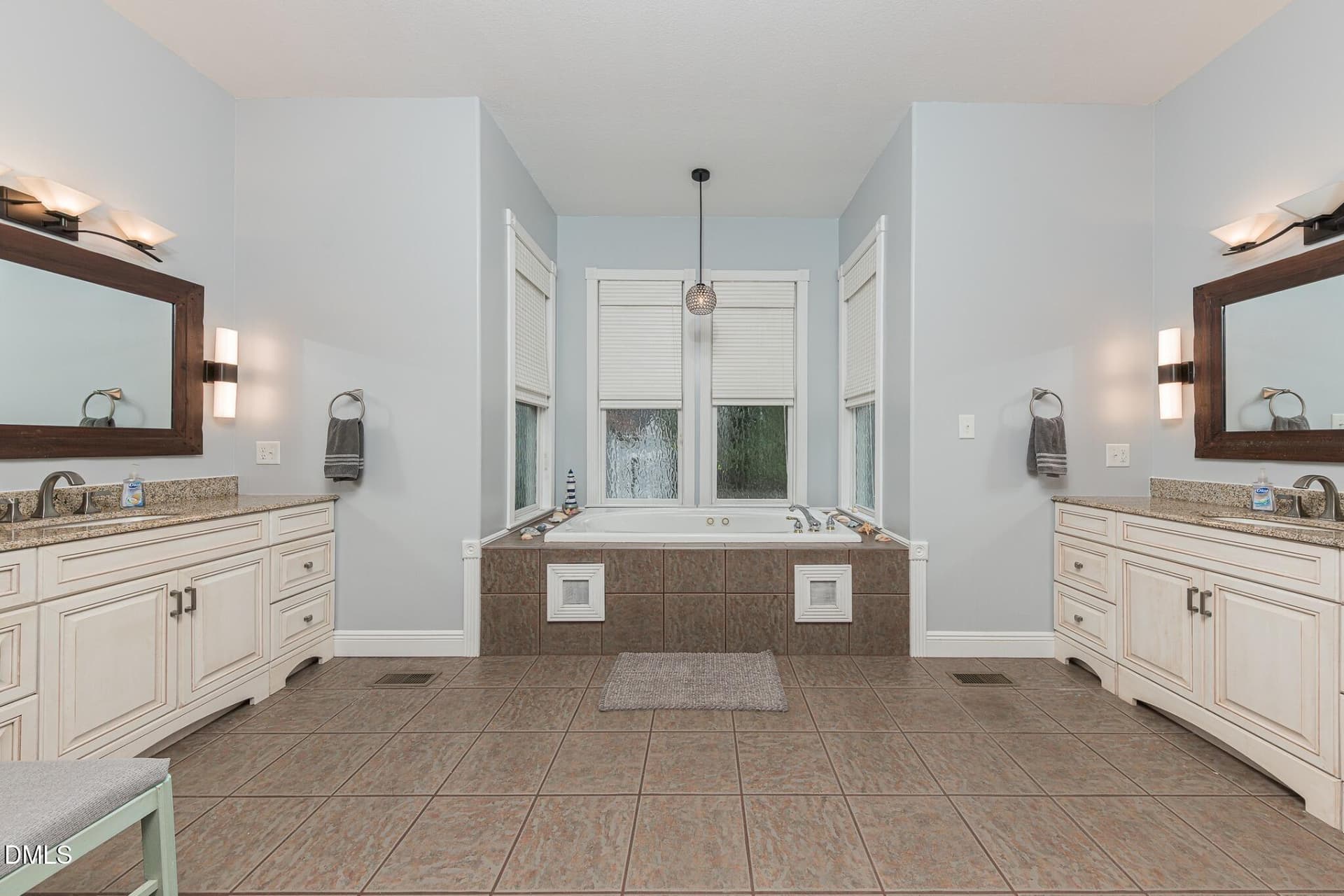 53MASTER - 201 Madison Court, Swansboro, NC 28584