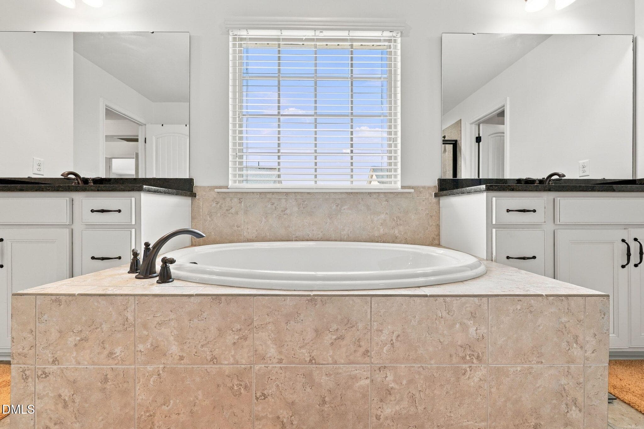 54-web-or-mls-IMG_3583 - 906 Avalon Drive, Mebane, NC 27302