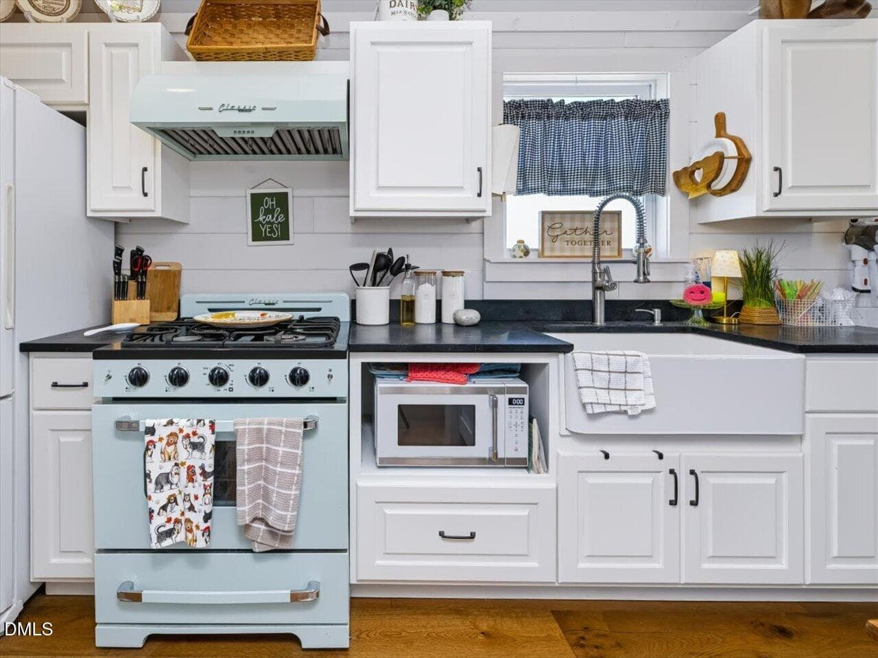 076-Kitchen - 520 Plainfield Church Road, Siler City, NC 27344