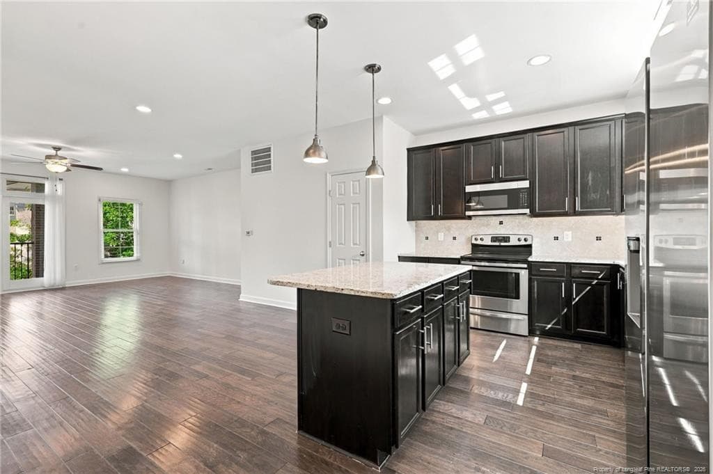 Photo 7 - 281 Hugh Shelton Loop, Fayetteville, NC 28301