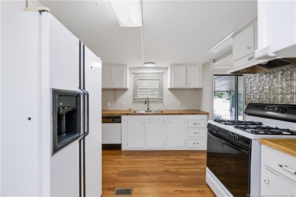 Kit to Rear - 5110 Old US 421, Lillington, NC 27546