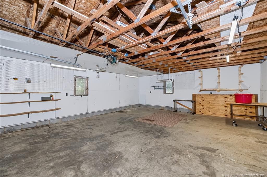 Int Garage View - 5110 Old US 421, Lillington, NC 27546