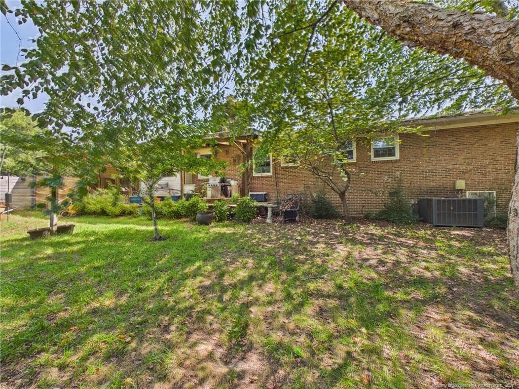 Photo 27 - 3602 Lakeshore Drive, Hope Mills, NC 28348