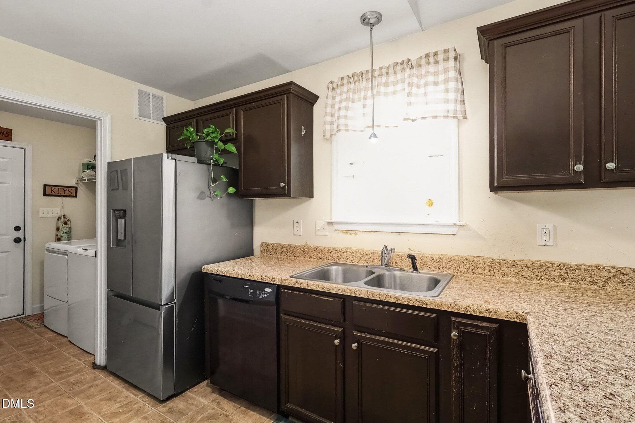 009_file_4623 - 25 Lawrence Court, Smithfield, NC 27577