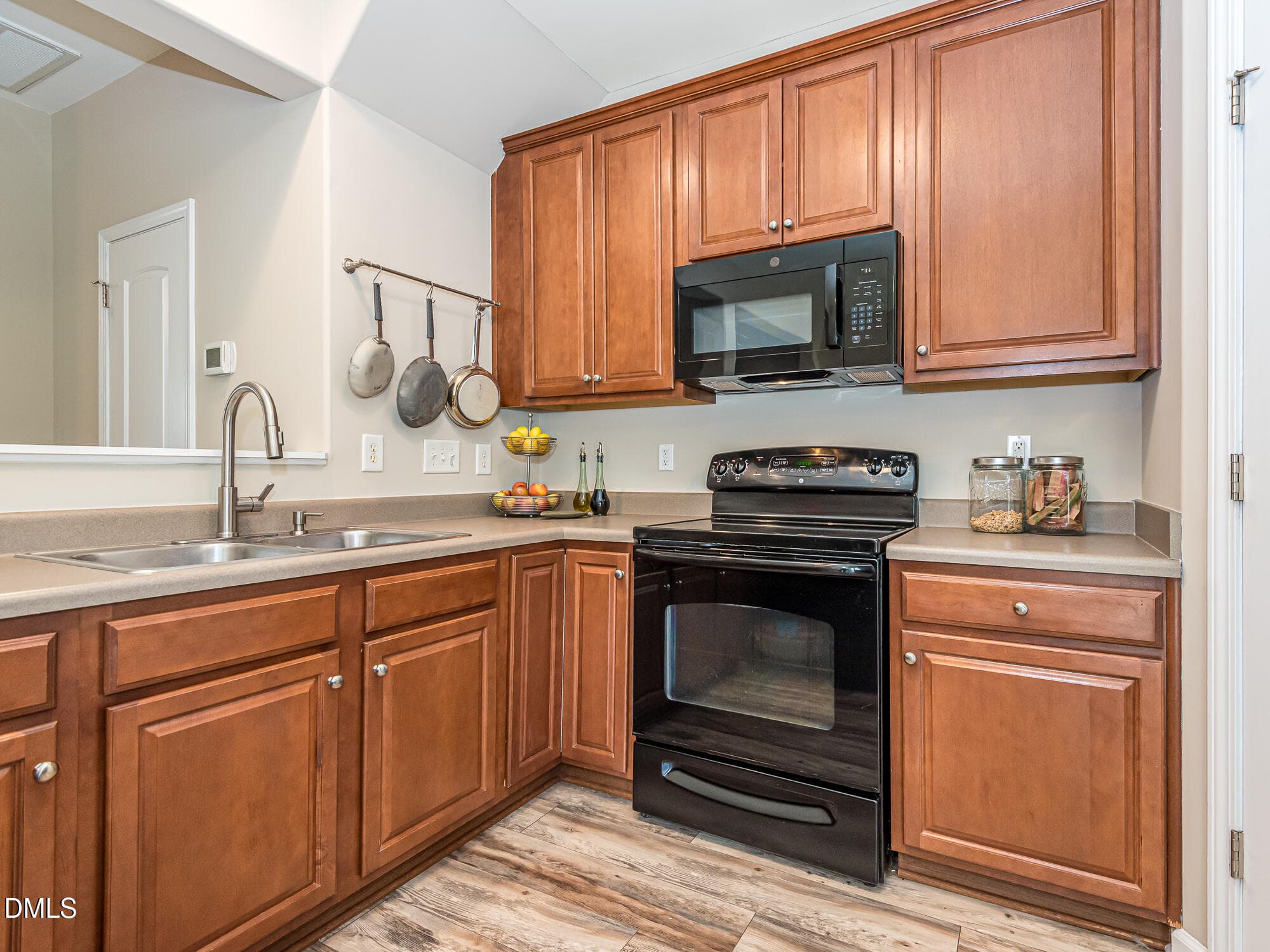 InTrust_Realty_Lee_8320_Plano-4802 - 8320 Plano Court, Raleigh, NC 27616