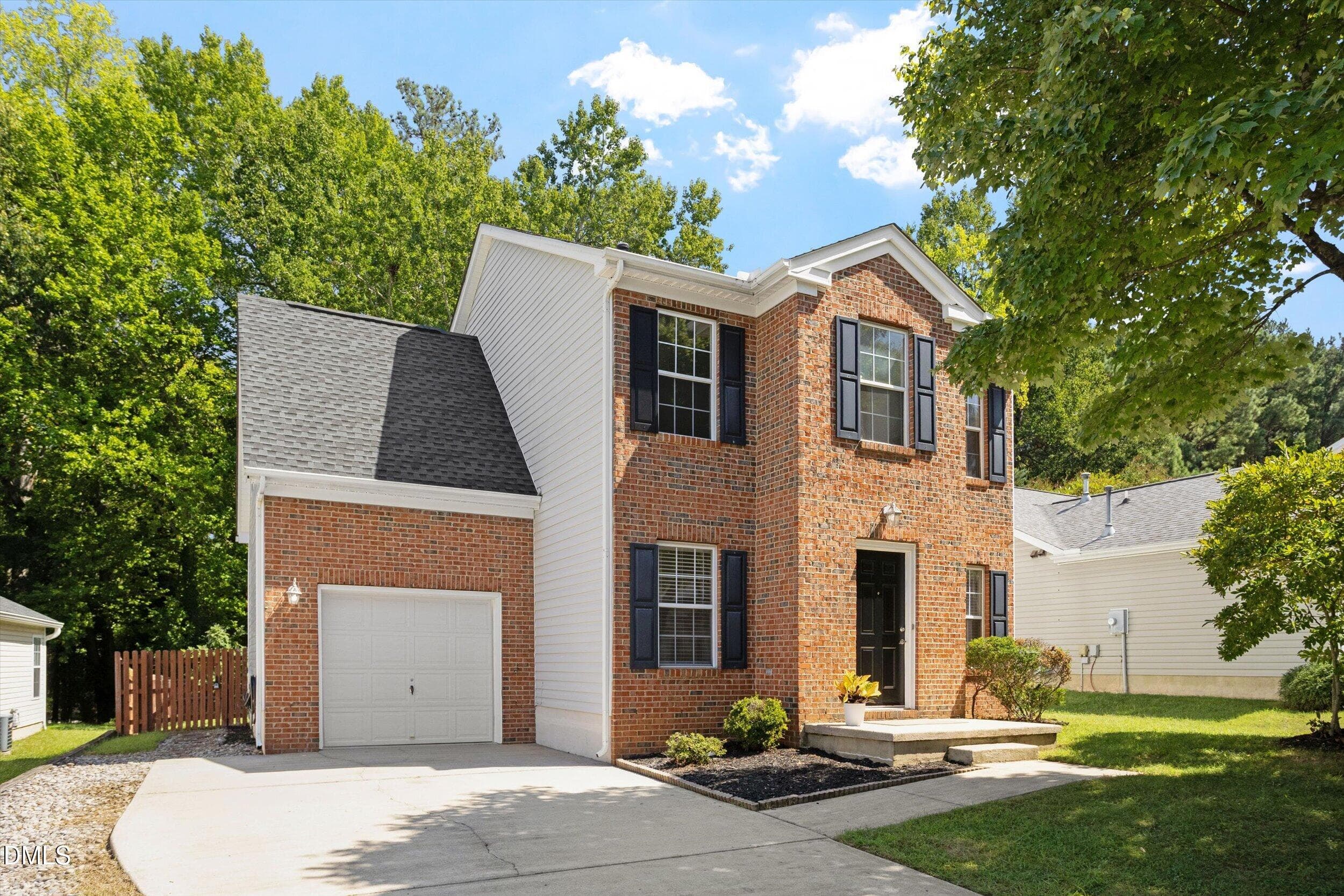 03-121 Evening Star Dr [3417608]_0918202 - 121 Evening Star Drive, Apex, NC 27502