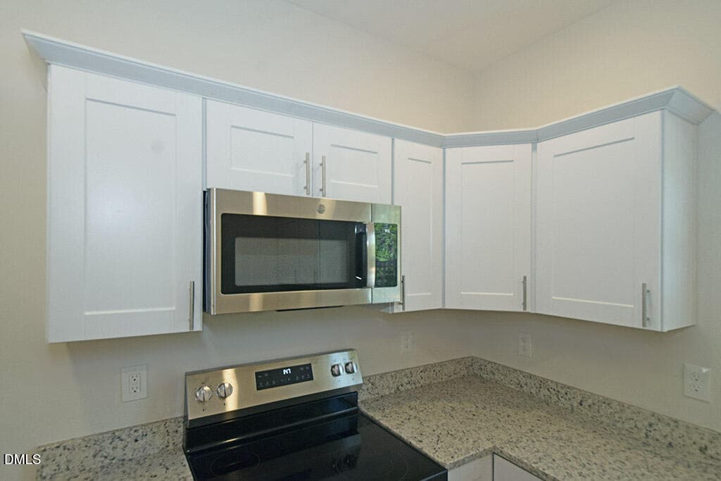 Kitchen Cabinetry - 3437 Littlefield Way, Greensboro, NC 27405