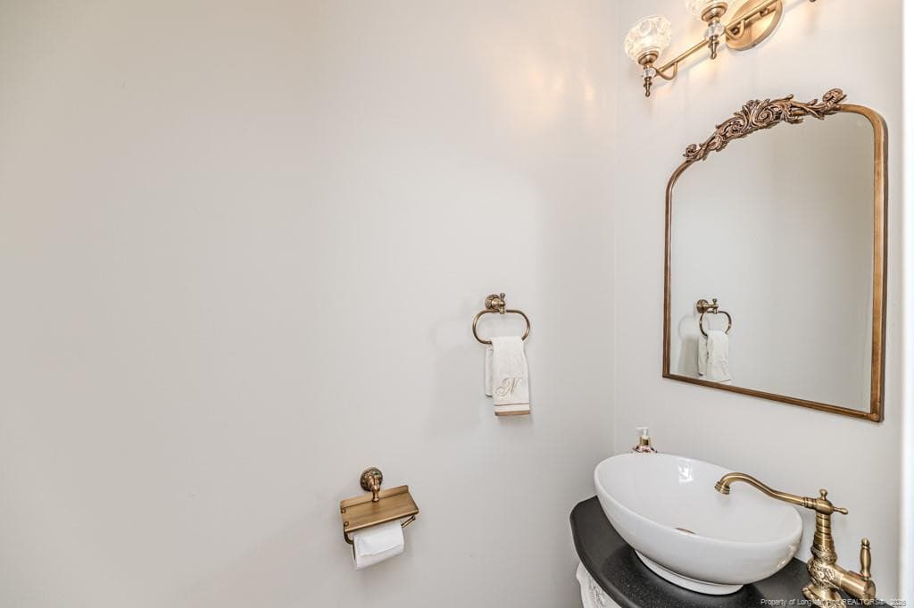 Half Bath - 10110 NC 27 Highway W, Lillington, NC 27546