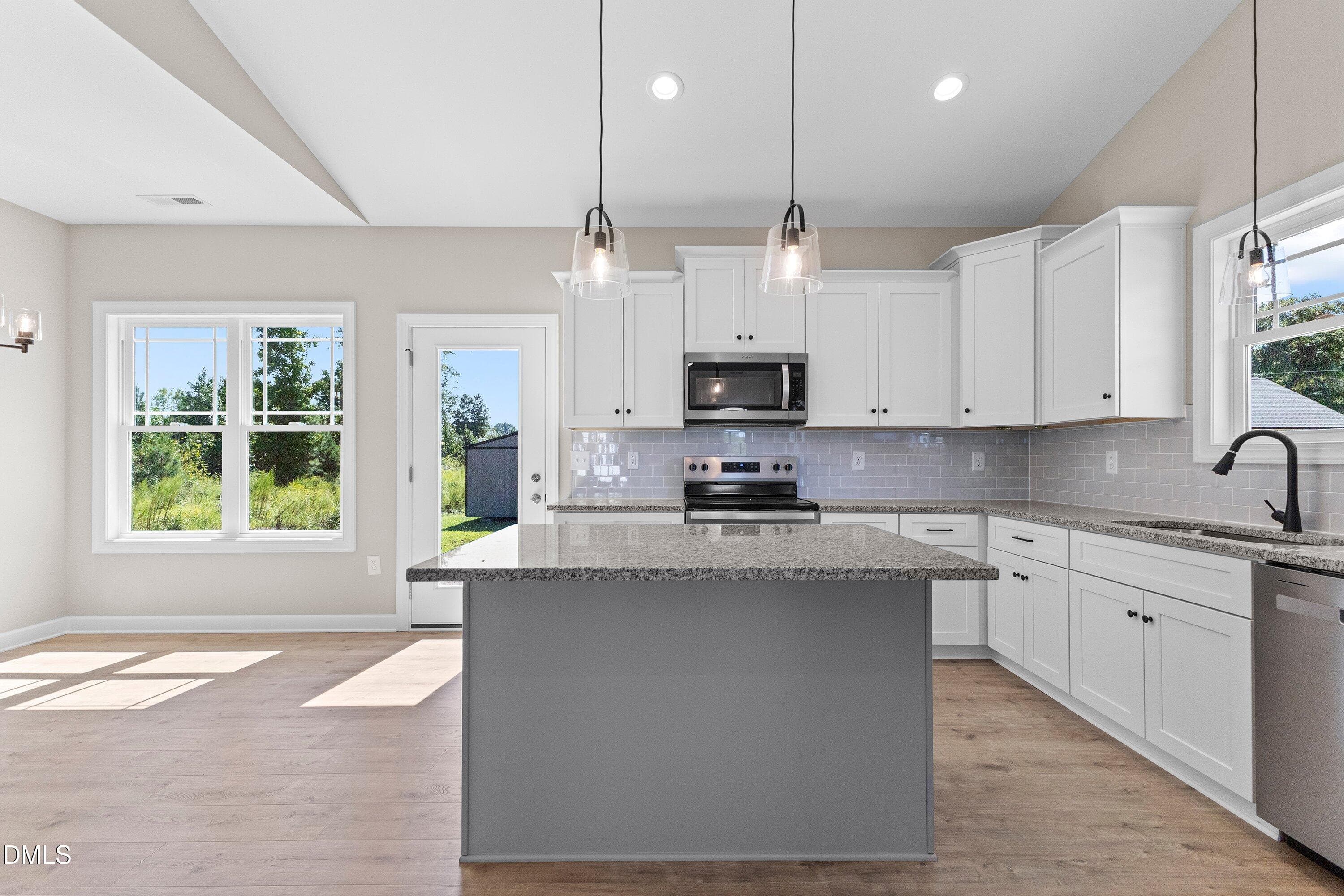 10-930 Micro Rd W_9253 - 930 Micro Road W, Selma, NC 27576