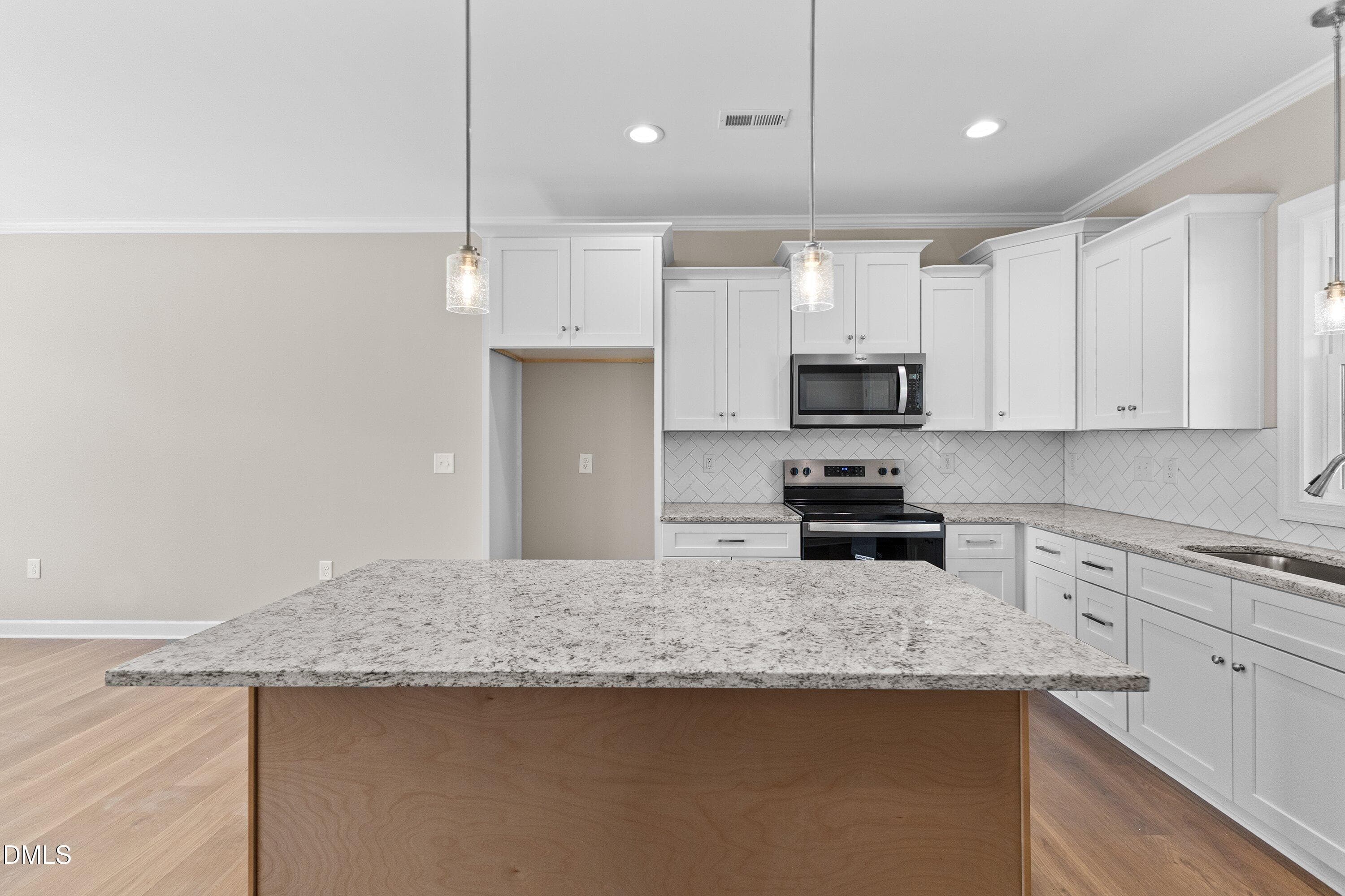 09-928 Micro Rd W _9090 - 928 Micro Road W, Selma, NC 27576