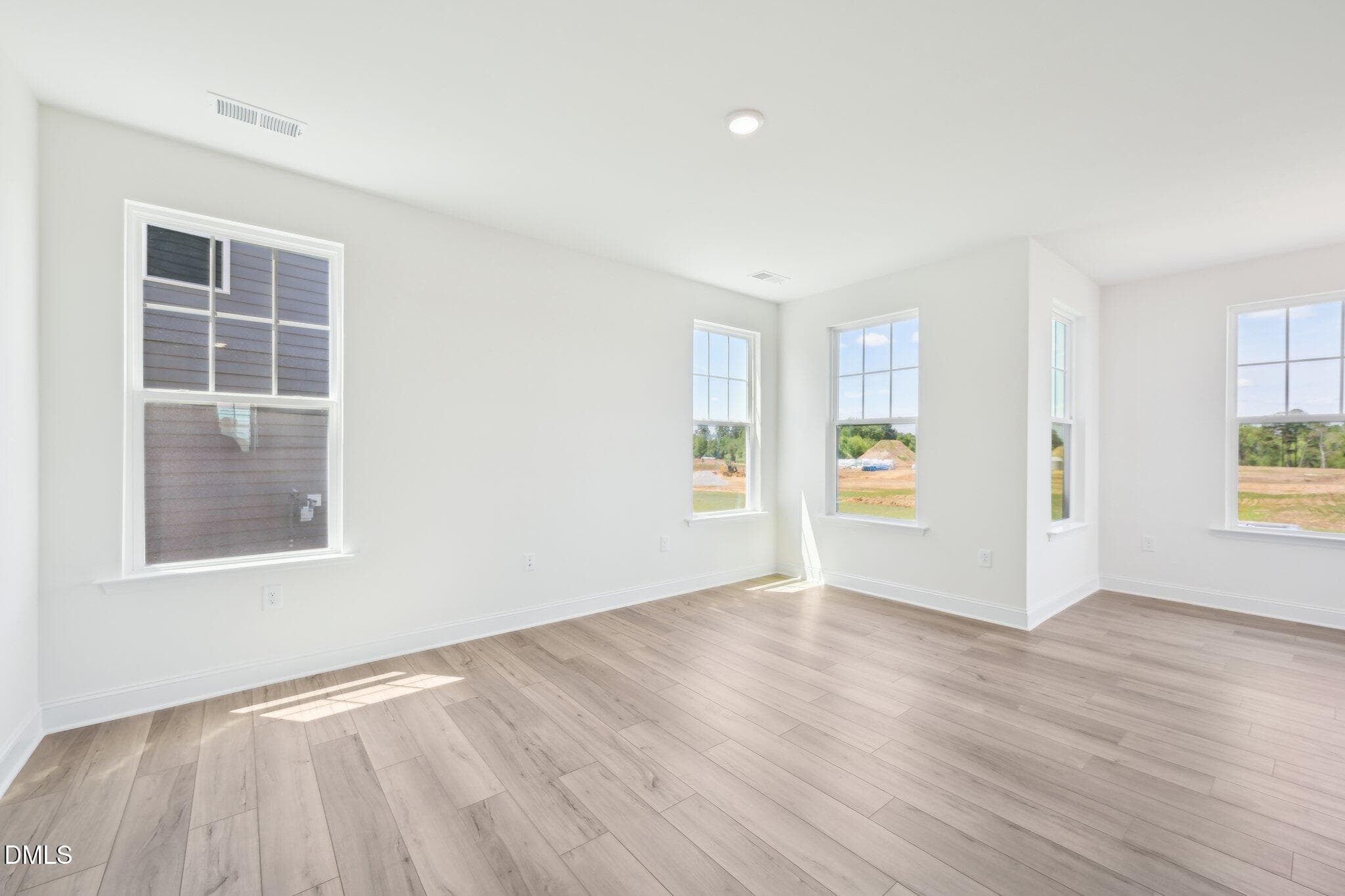 9-web-or-mls-Willow Cameron Wy-3004-007 - 1517 Briar Brook Lane, Zebulon, NC 27597