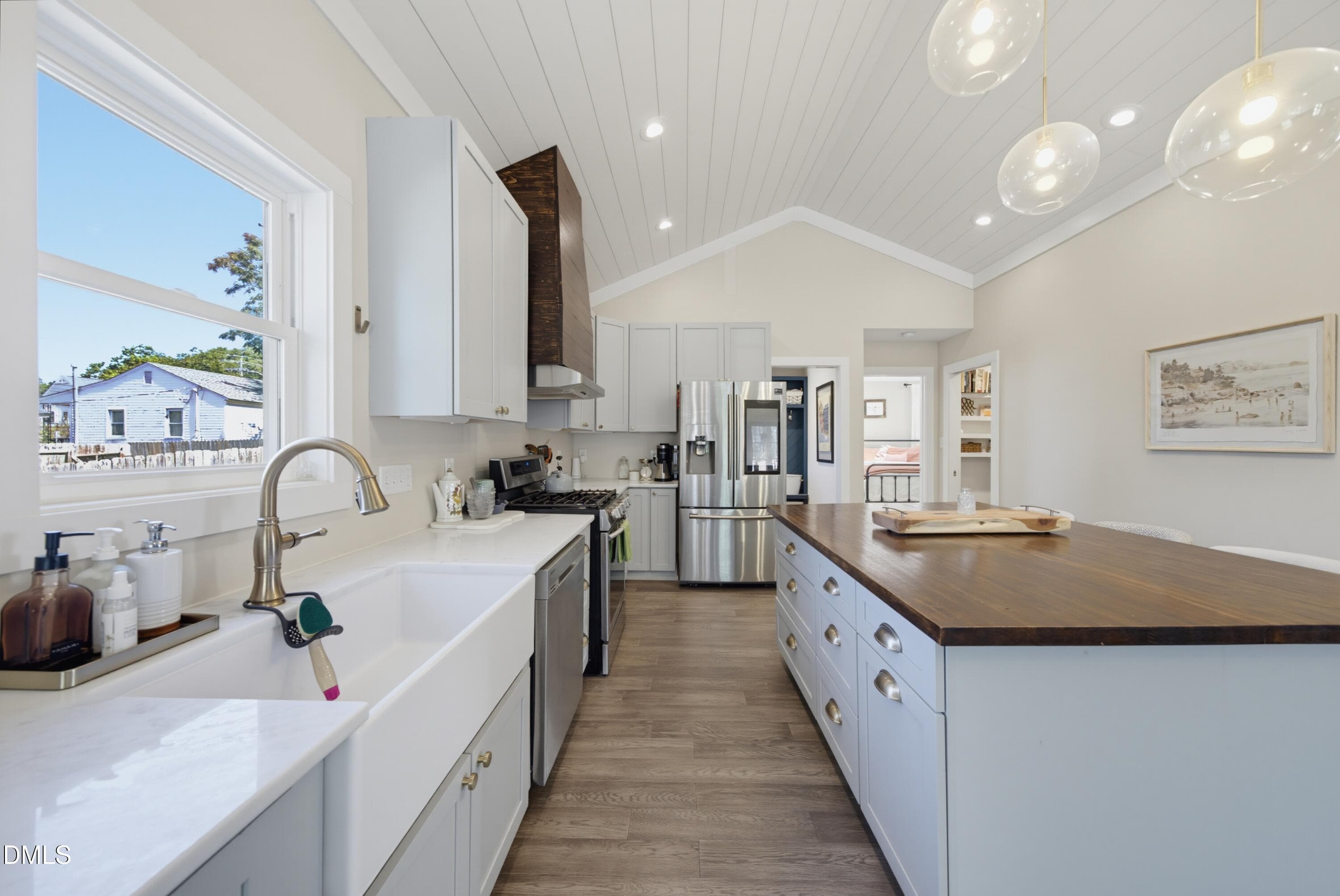 Kitchen - 601 Quarry Street, Raleigh, NC 27601