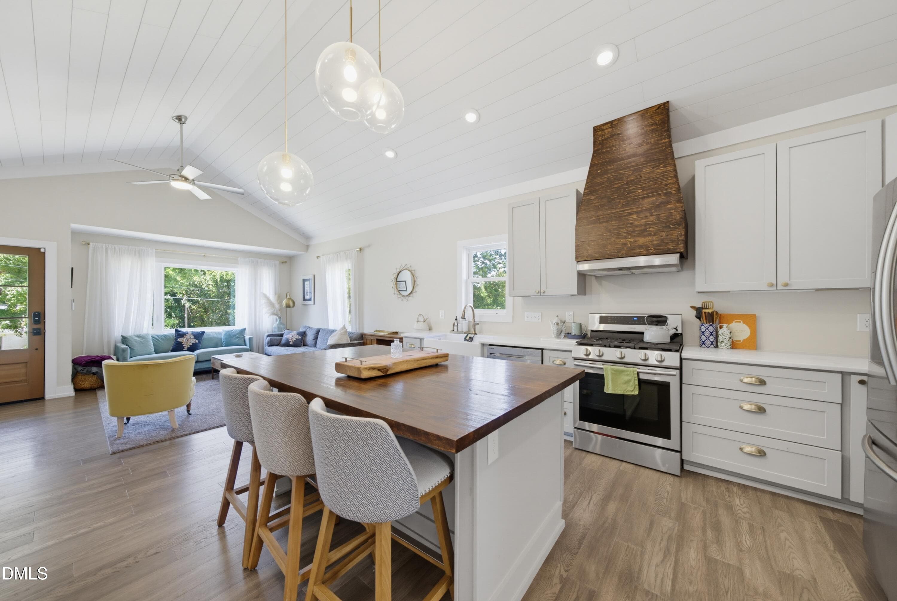 Kitchen - 601 Quarry Street, Raleigh, NC 27601