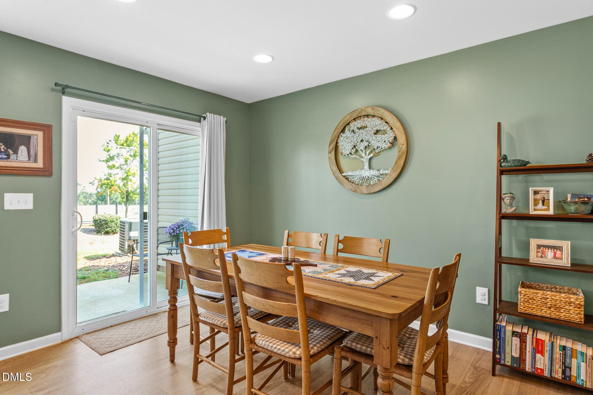 Dining - 7552 Oliver Park Drive, Whitsett, NC 27377