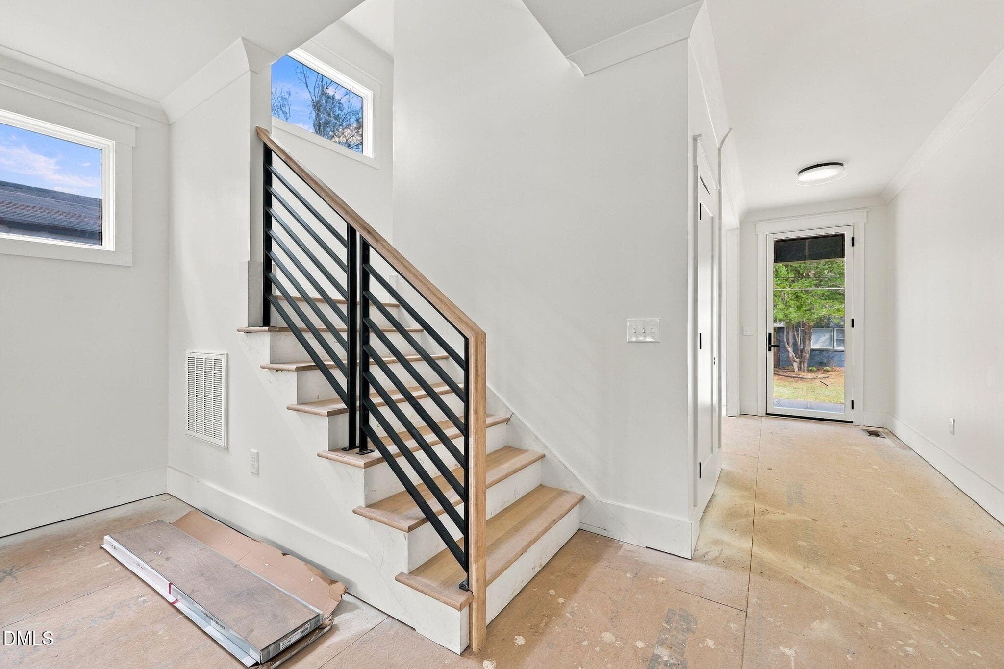 14-web-or-mls-IMG_0114 - 814 E Davie Street, Raleigh, NC 27601