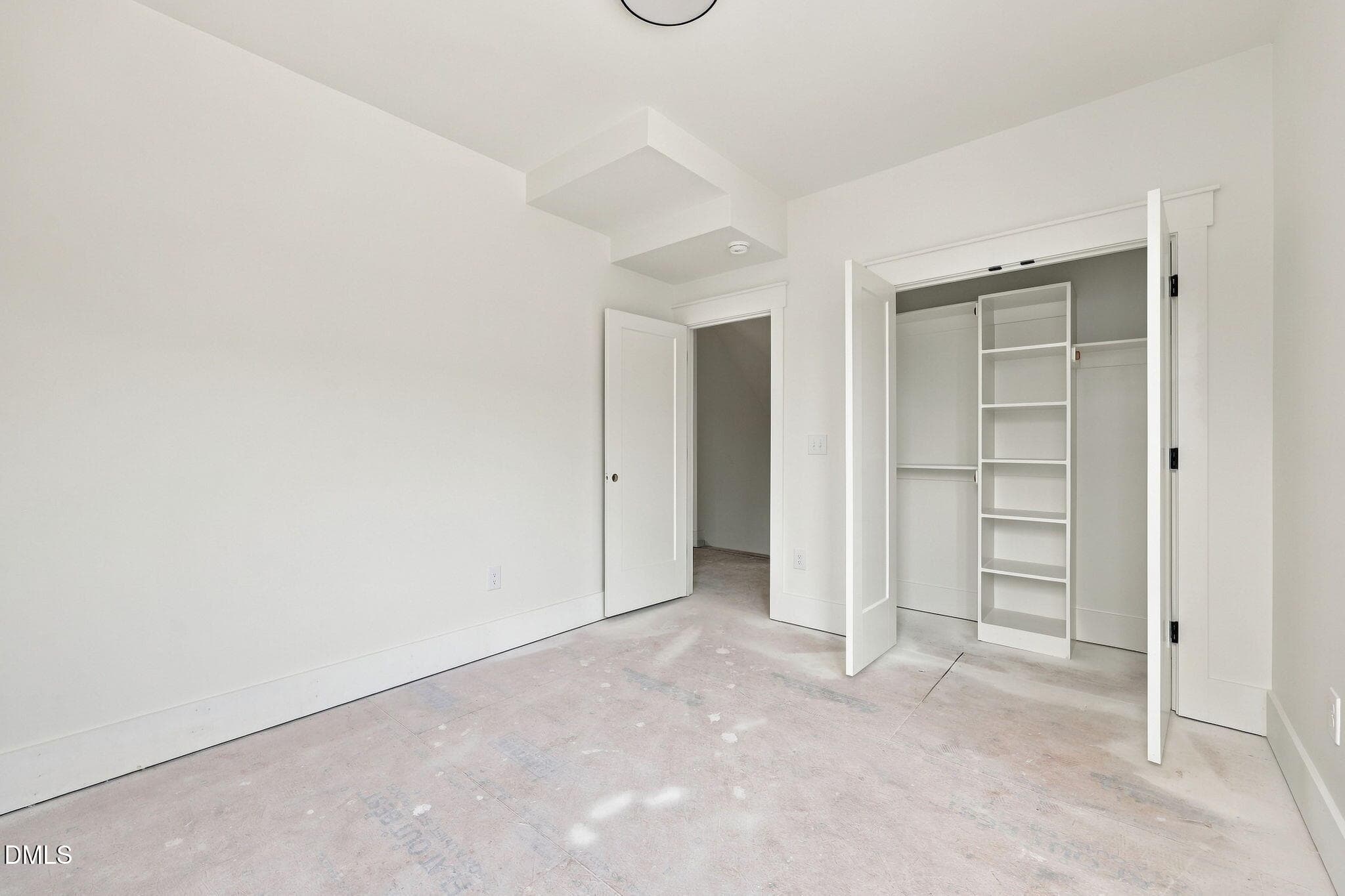 18-web-or-mls-IMG_0129 - 814 E Davie Street, Raleigh, NC 27601