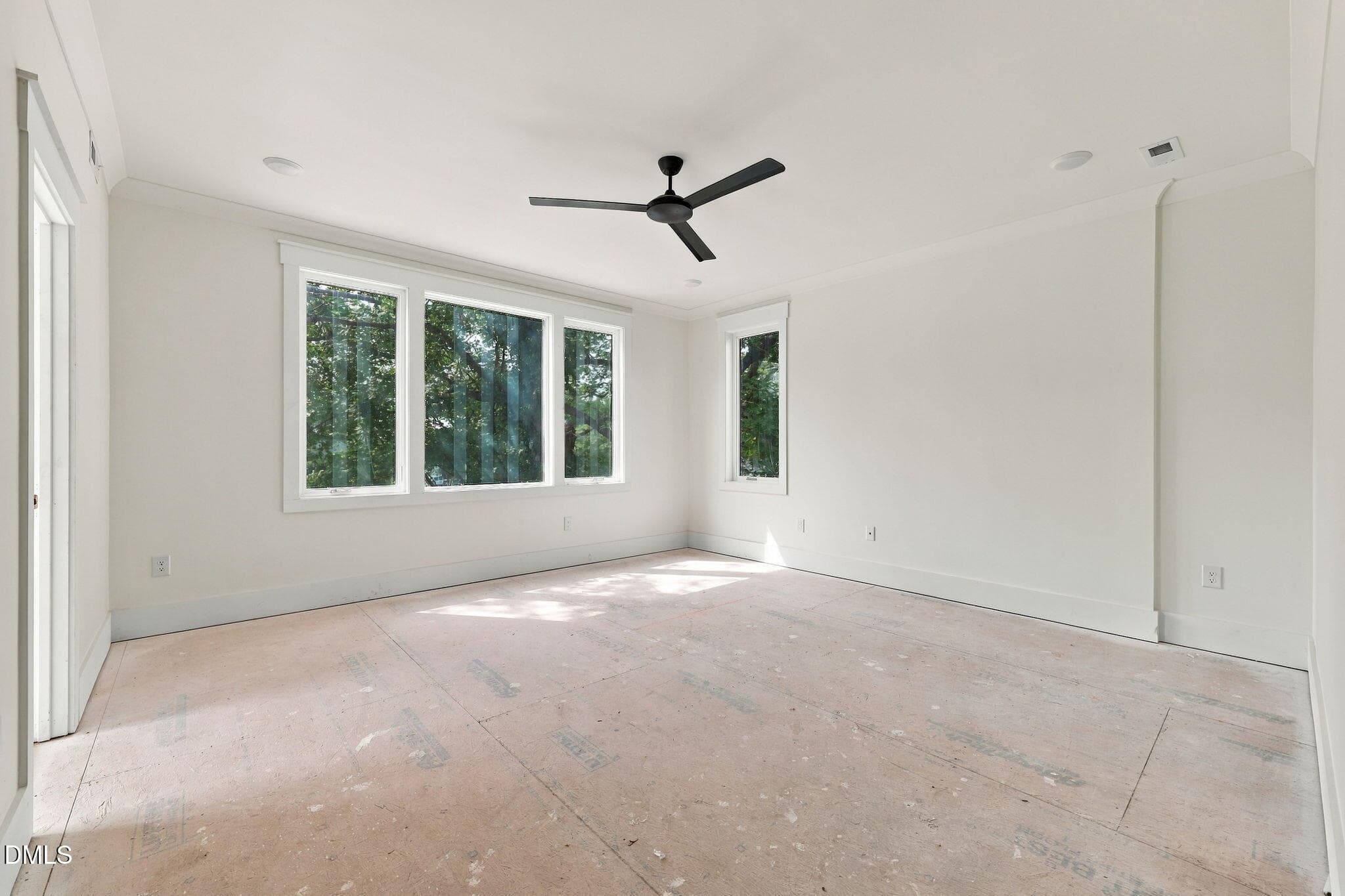 26-web-or-mls-IMG_0153 - 814 E Davie Street, Raleigh, NC 27601