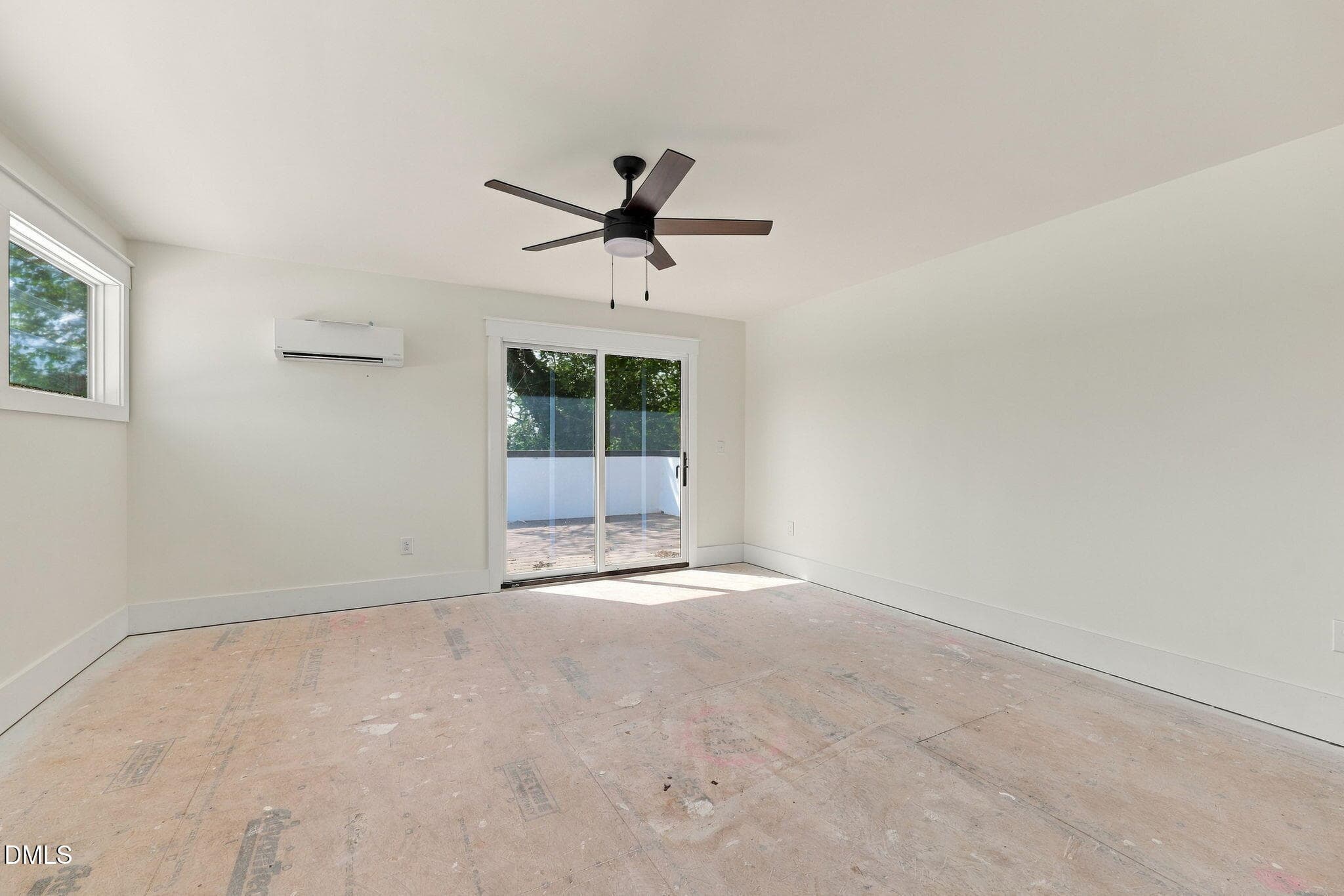 32-web-or-mls-IMG_0171 - 814 E Davie Street, Raleigh, NC 27601