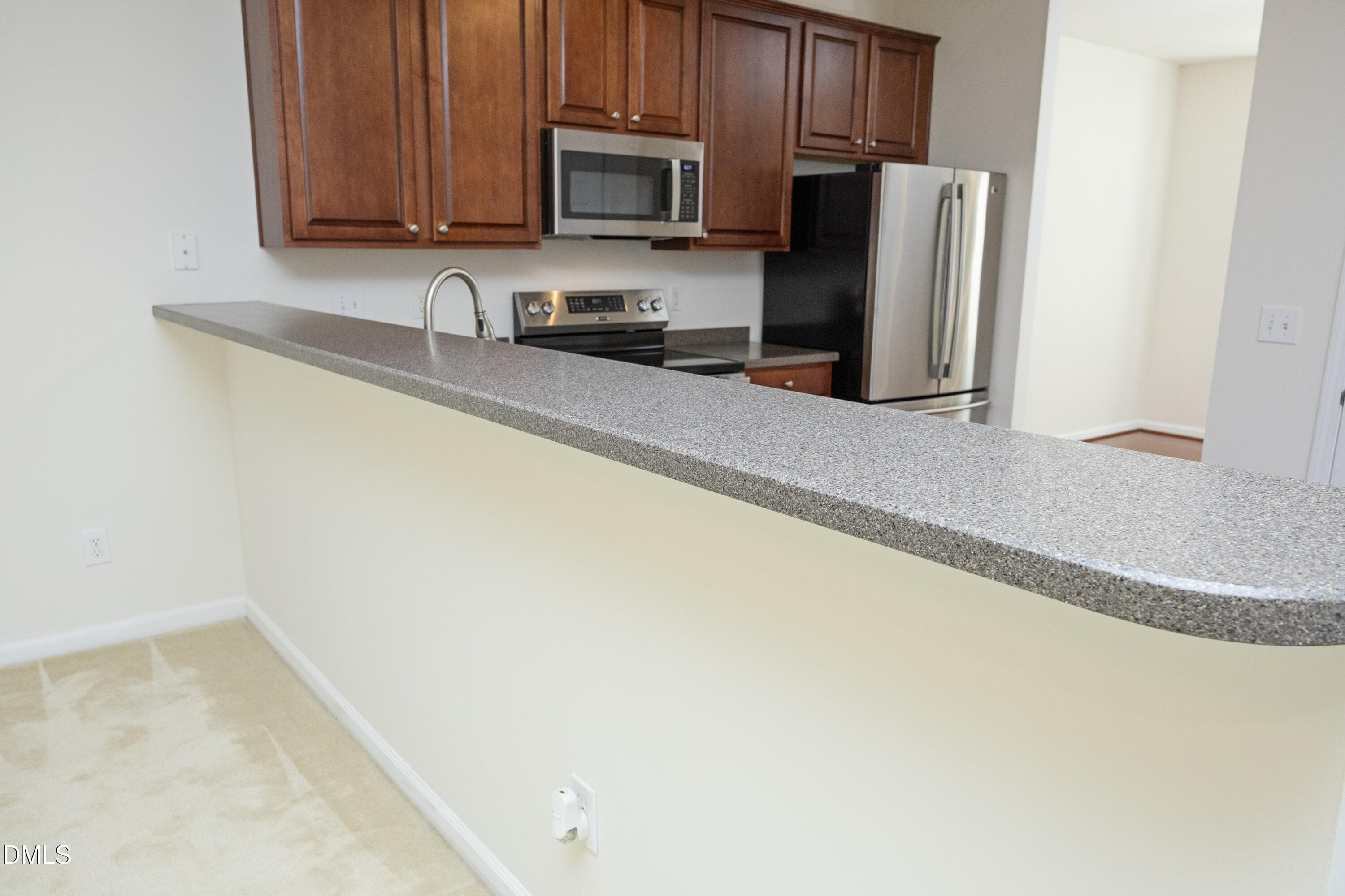 1725 TW Alexander 10Kitchen Countertops - 1725 Tw Alexander Drive 404, Durham, NC 27703
