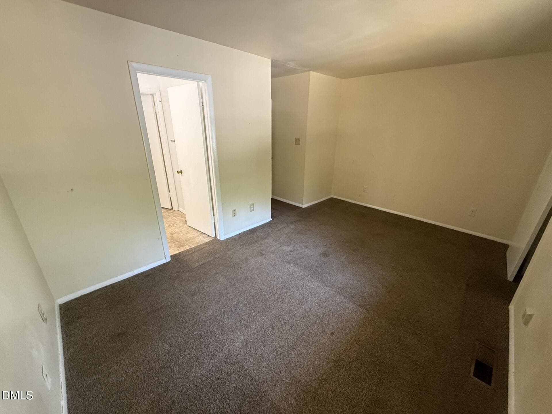 632b5e75-c16d-4e6c-887c-c76b5b0b5a72 - 1235 Teakwood Place, Raleigh, NC 27606, Raleigh