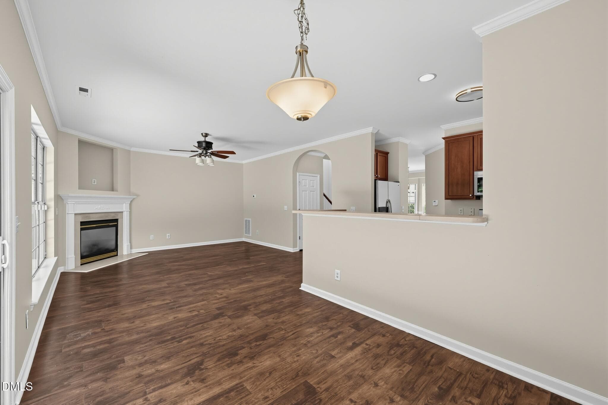 10_2100_Betry_Pl-Living_room-9875 - 2100 Betry Place, Raleigh, NC 27603